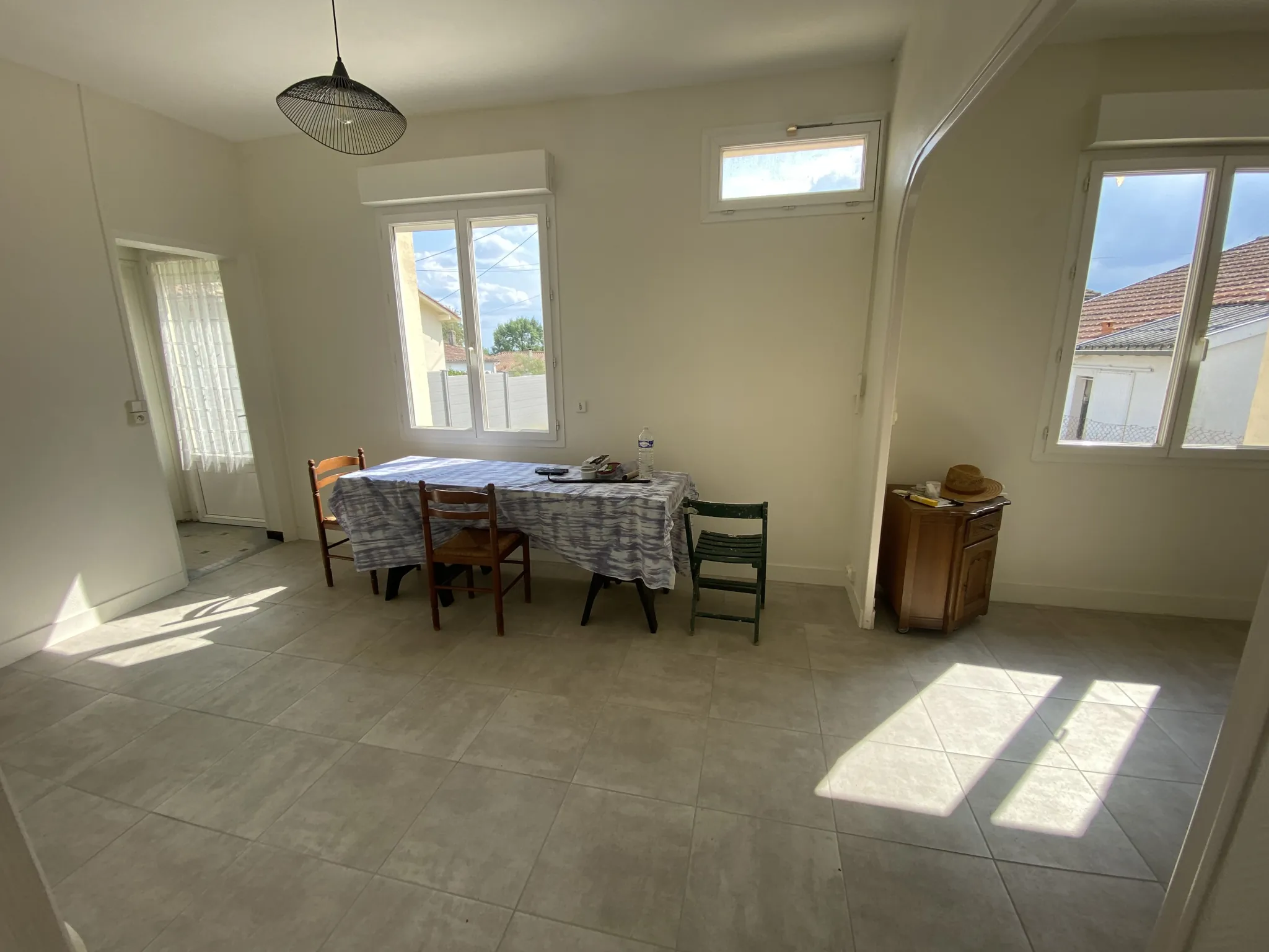 Maison en pierres rénovée de 60 m² avec jardin à La Réole 