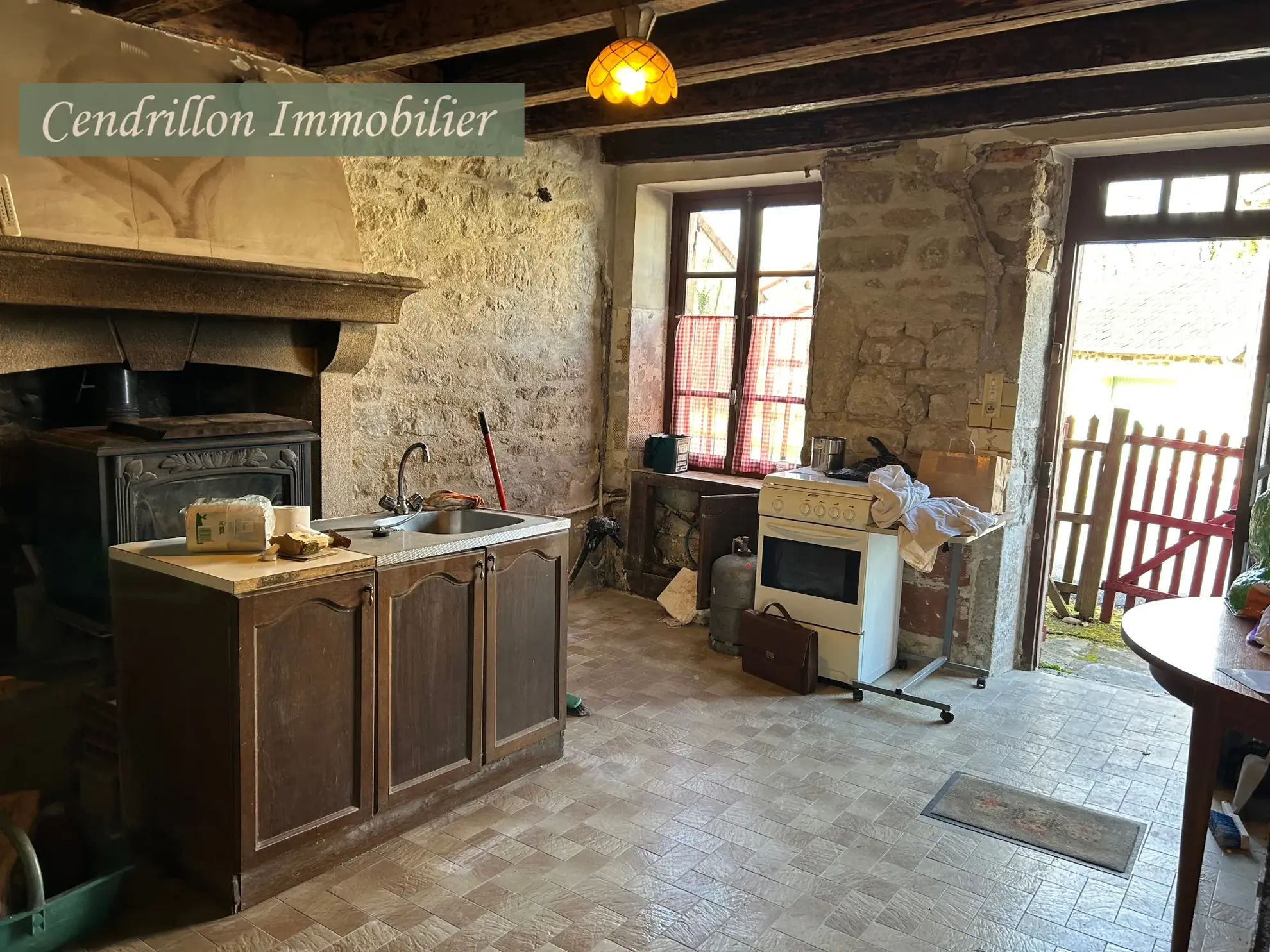 Belle maison de village en pierre avec terrain en terrasses à Thauron (23250) 