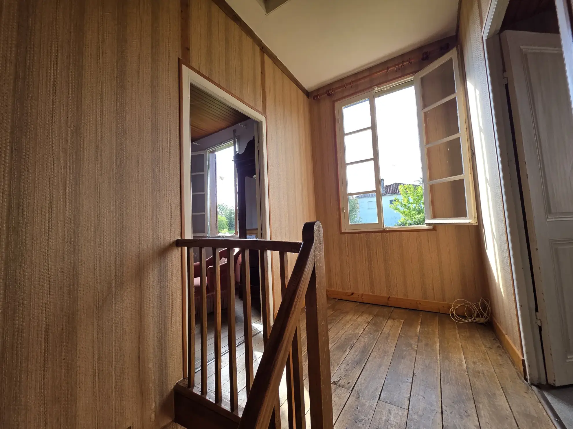 Maison de village gasconne avec garage, dépendance et jardin clos à Eauze 