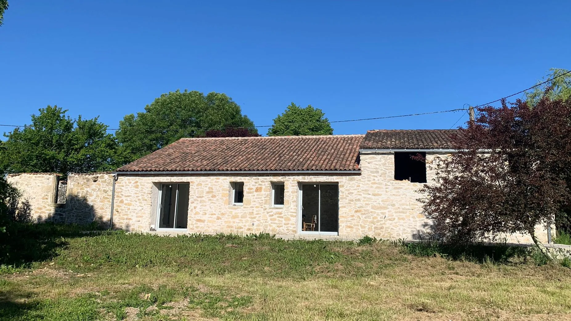 Ancienne maison rurale rénovée à Pellegrue - 139 m² avec terrasse