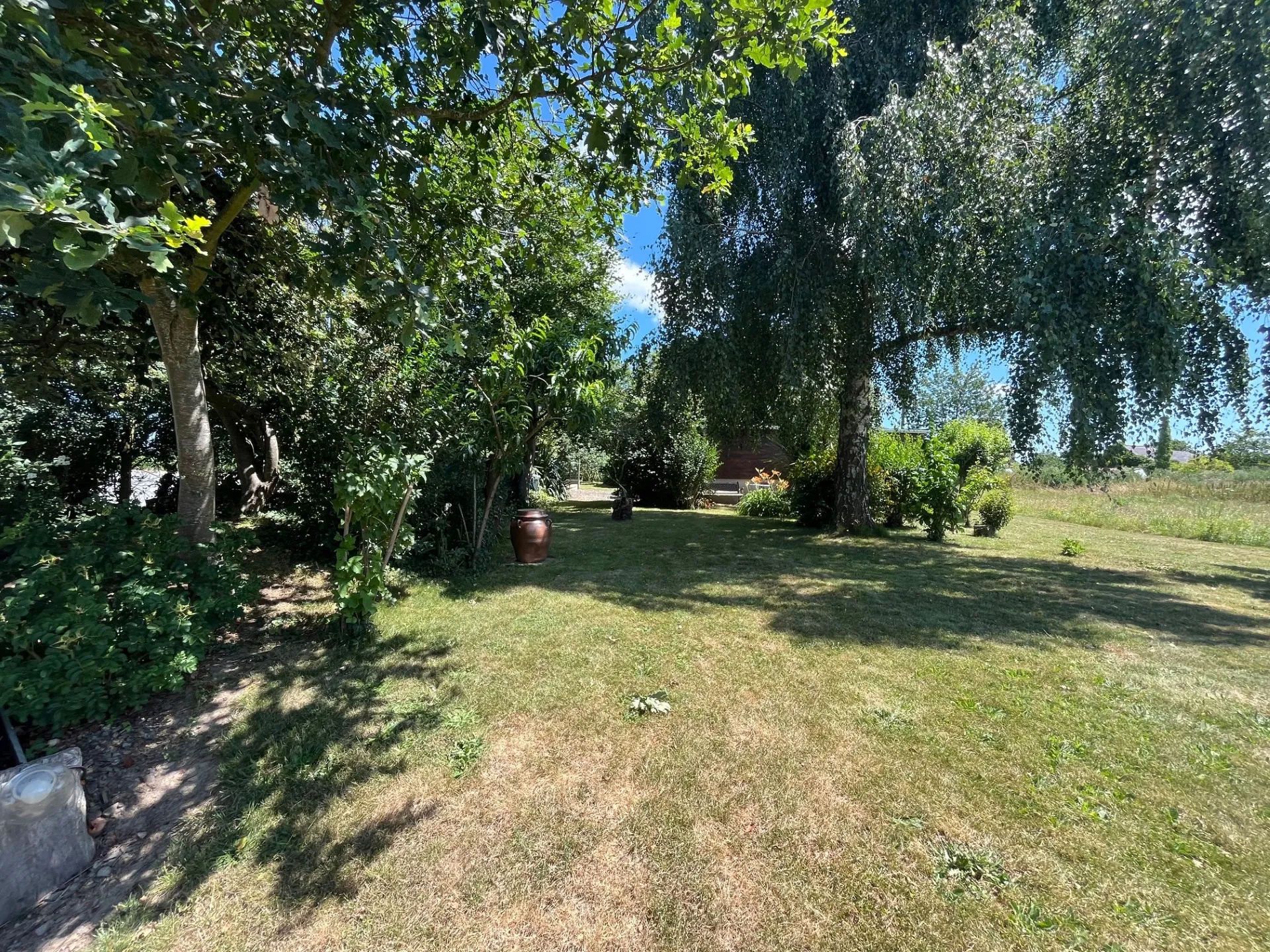 Maison en pierre de 95m2 avec jardin de 7019m2 à Saint-Trimoël 