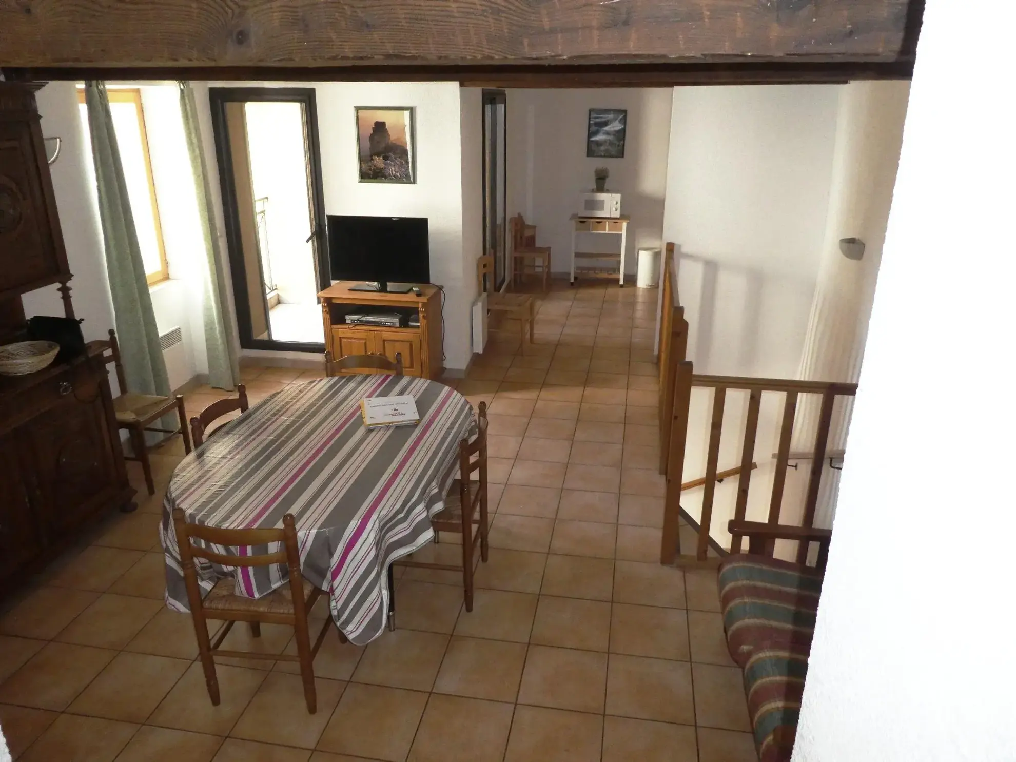 Maison de village à Duilhac-sous-Peyrepertuse avec terrasse couverte 