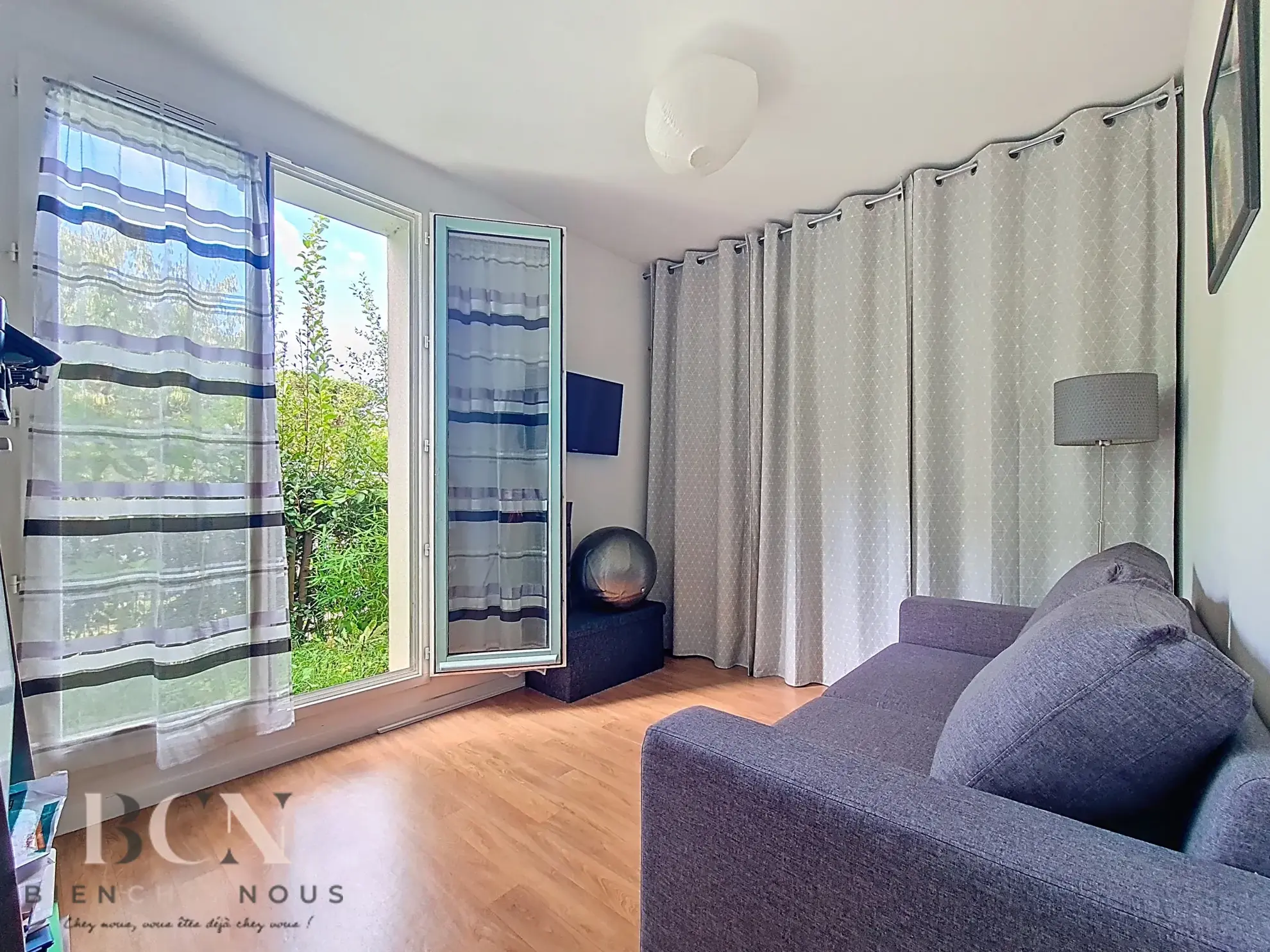 Bel appartement en rez-de-jardin à Maffliers avec parking et proximité des axes routiers 