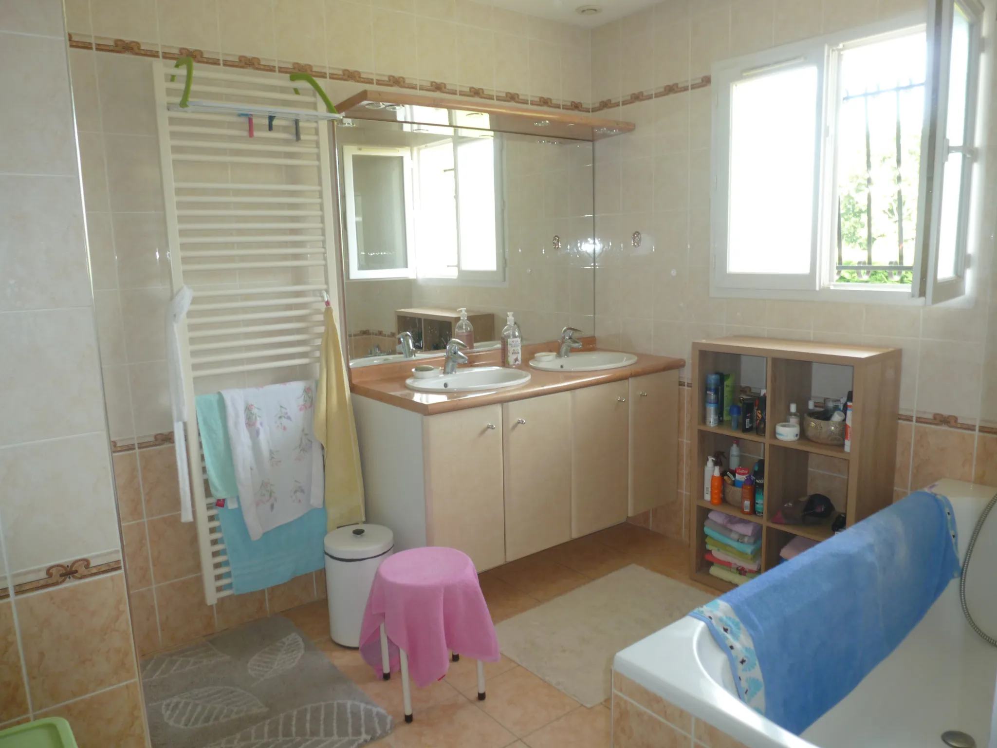 Belle maison de plain-pied rénovée à Marmande, 3 chambres, garage, terrain clos de 1300 m² 