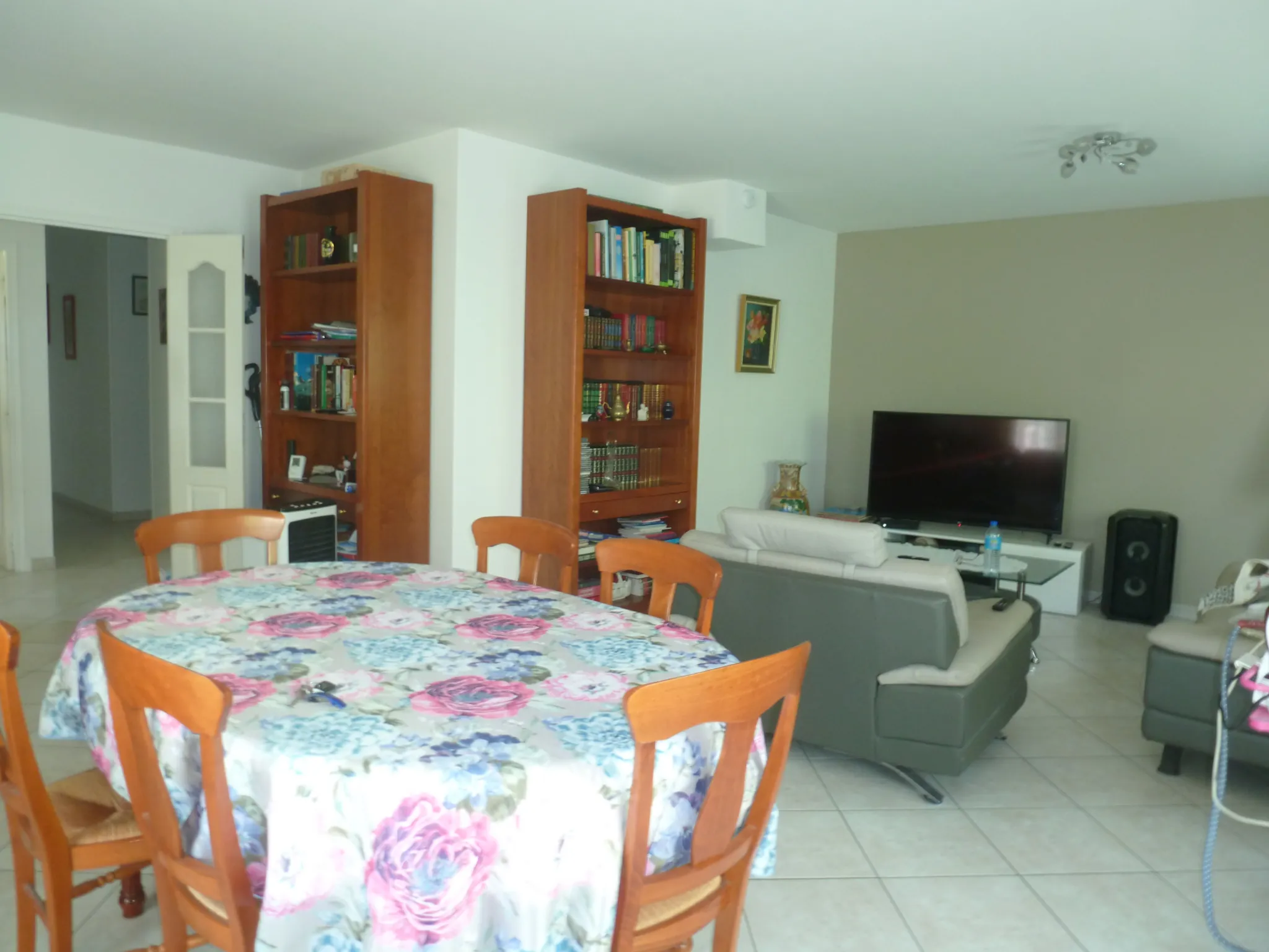 Belle maison de plain-pied rénovée à Marmande, 3 chambres, garage, terrain clos de 1300 m² 