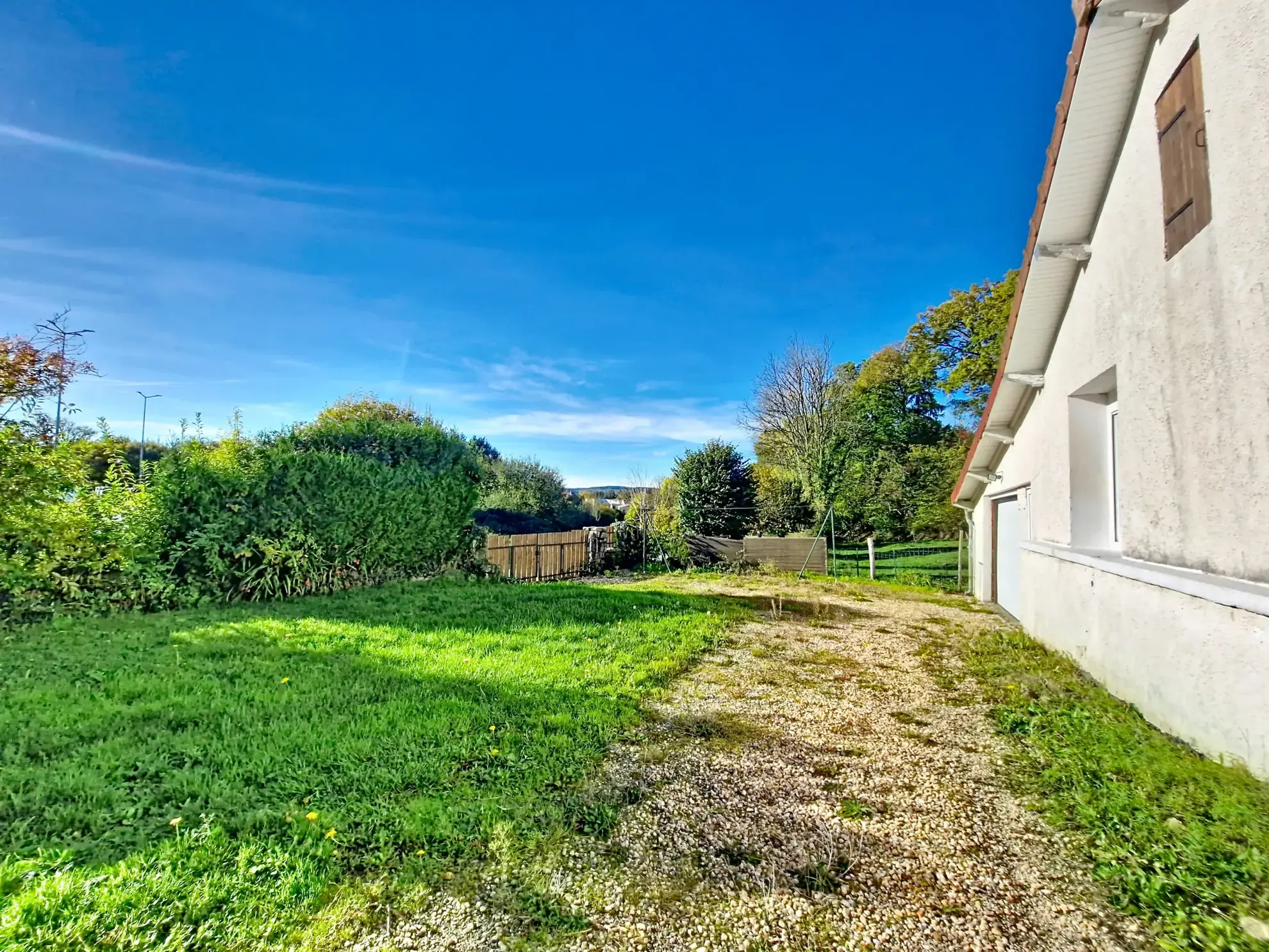 Vente pavillon 3 chambres à Bourganeuf, 75 m² avec garage 