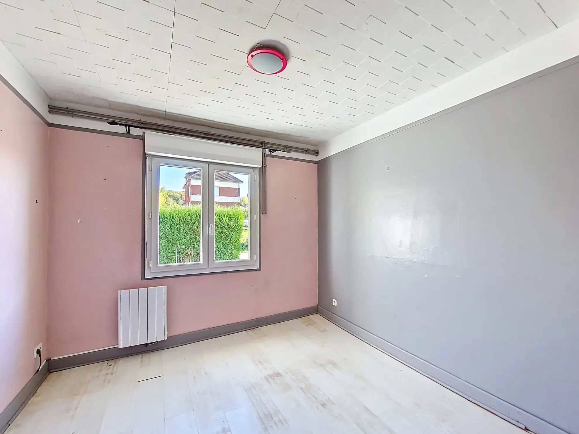 Vente pavillon 3 chambres à Bourganeuf, 75 m² avec garage 