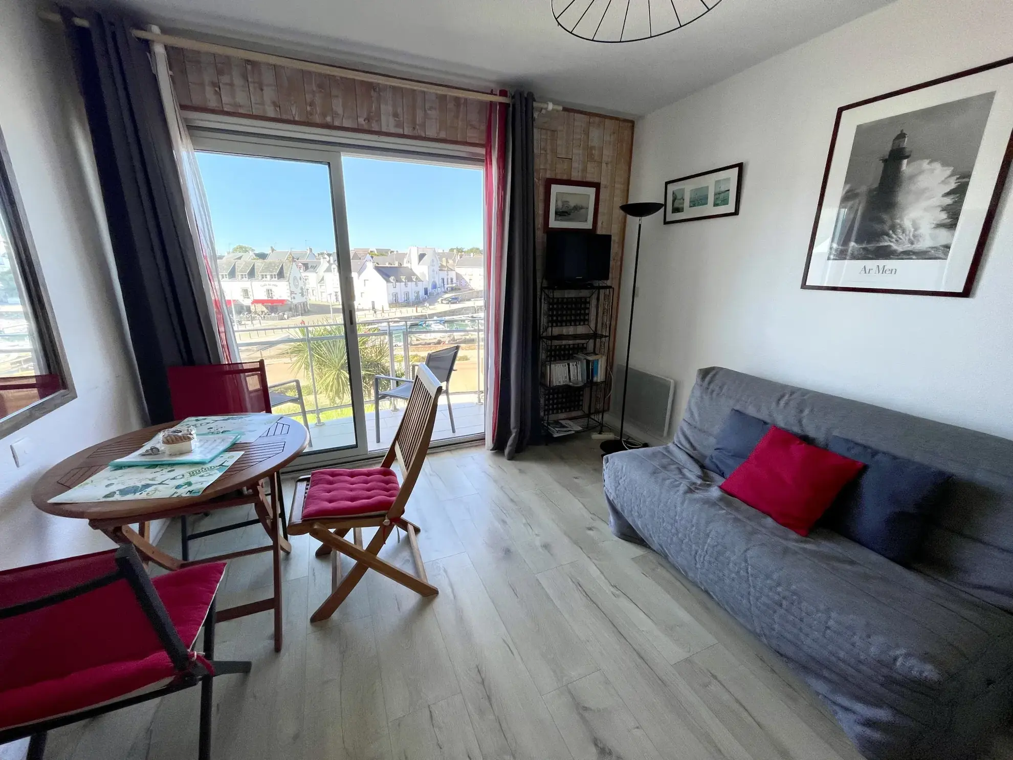 Studio lumineux avec vue port à Port-Haliguen, Quiberon – Investissement saisonnier idéal 