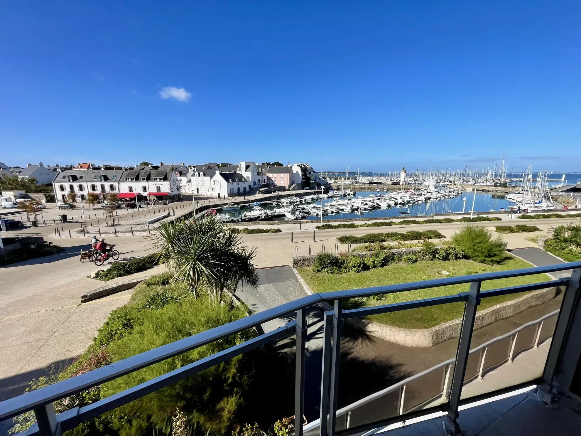 Studio lumineux avec vue port à Port-Haliguen, Quiberon – Investissement saisonnier idéal 