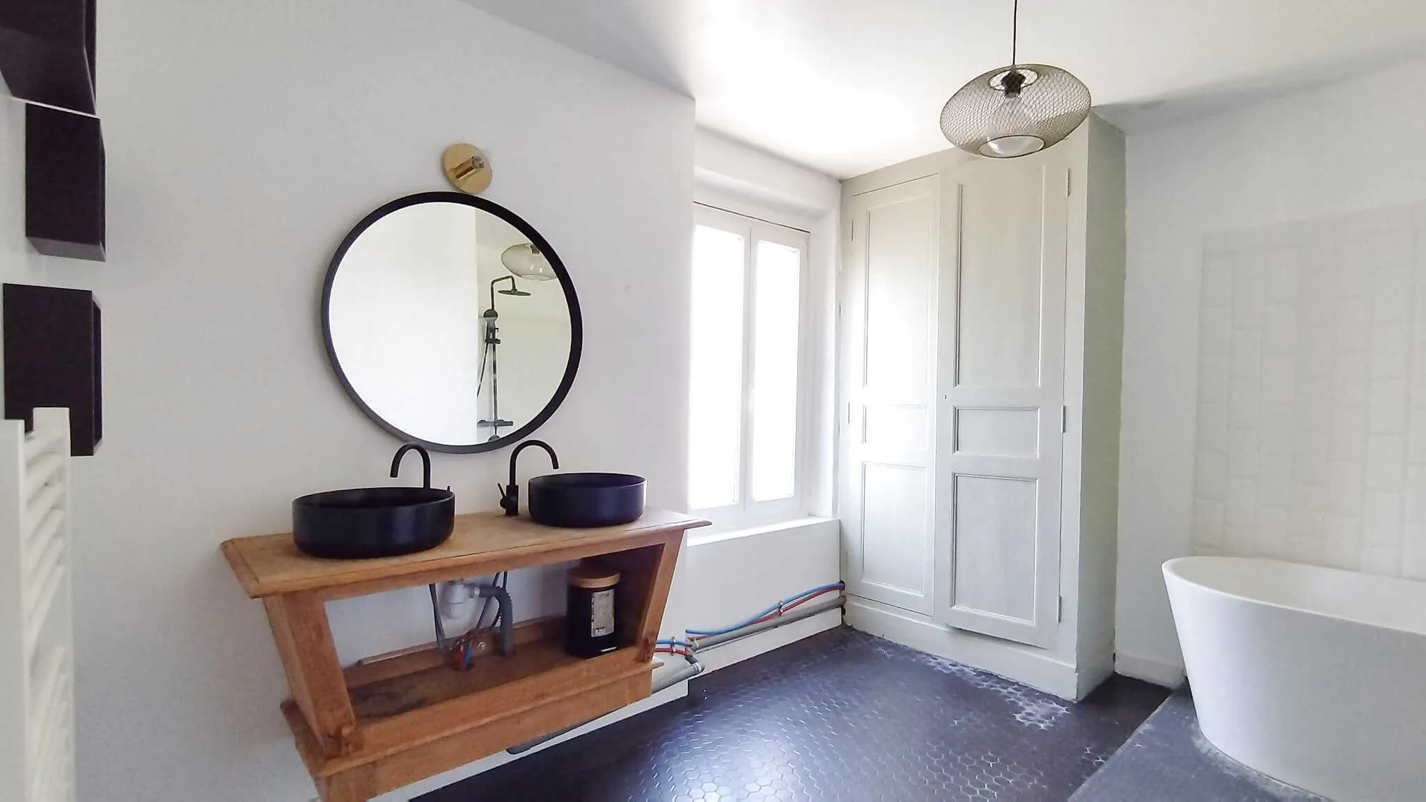 Charmante maison de village avec jardin, terrasse et garage à Villeneuve-lès-Sablons 