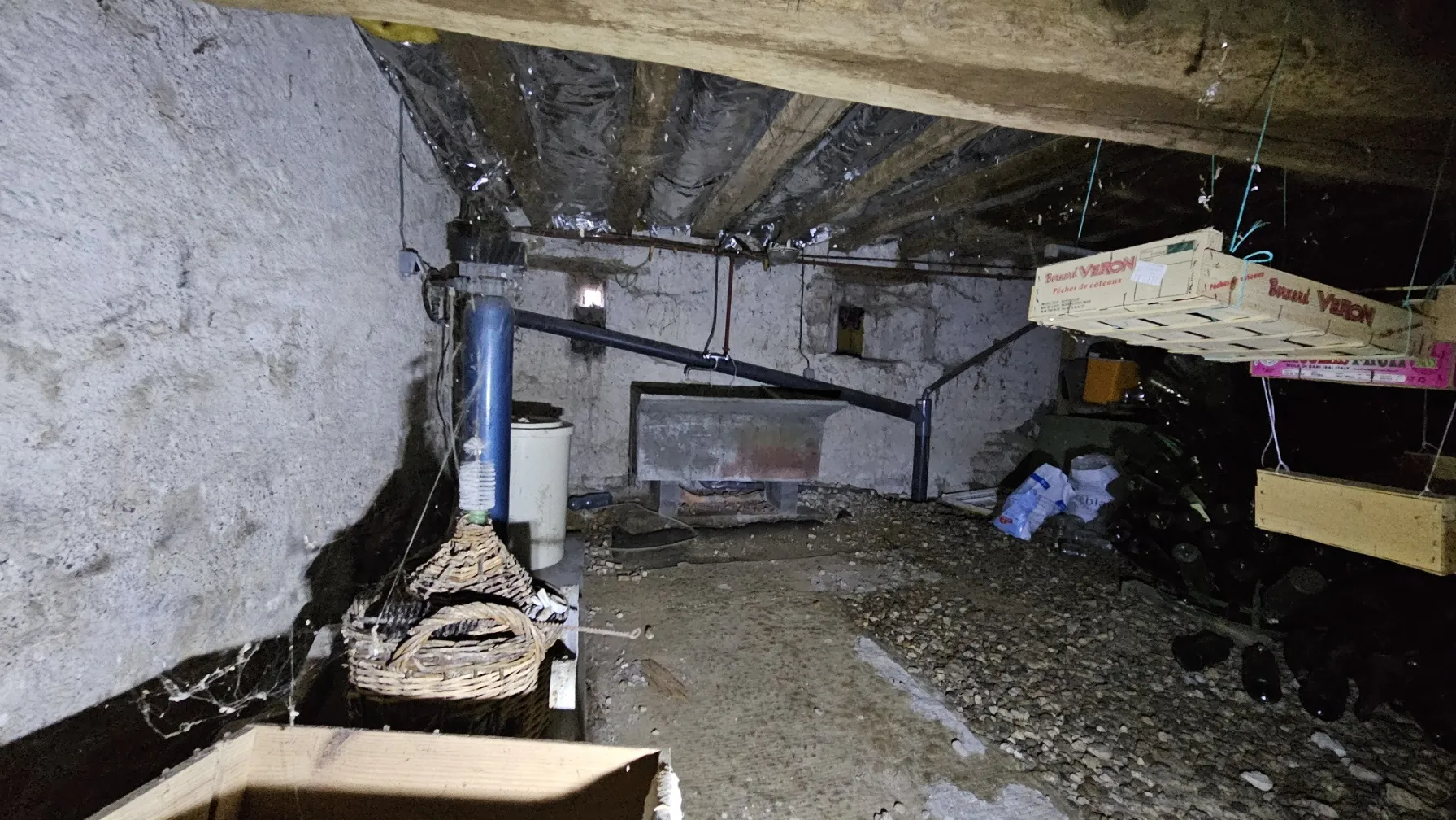 Maison à rénover de 67 m² avec jardin à Saint-Lubin-en-Vergonnois 