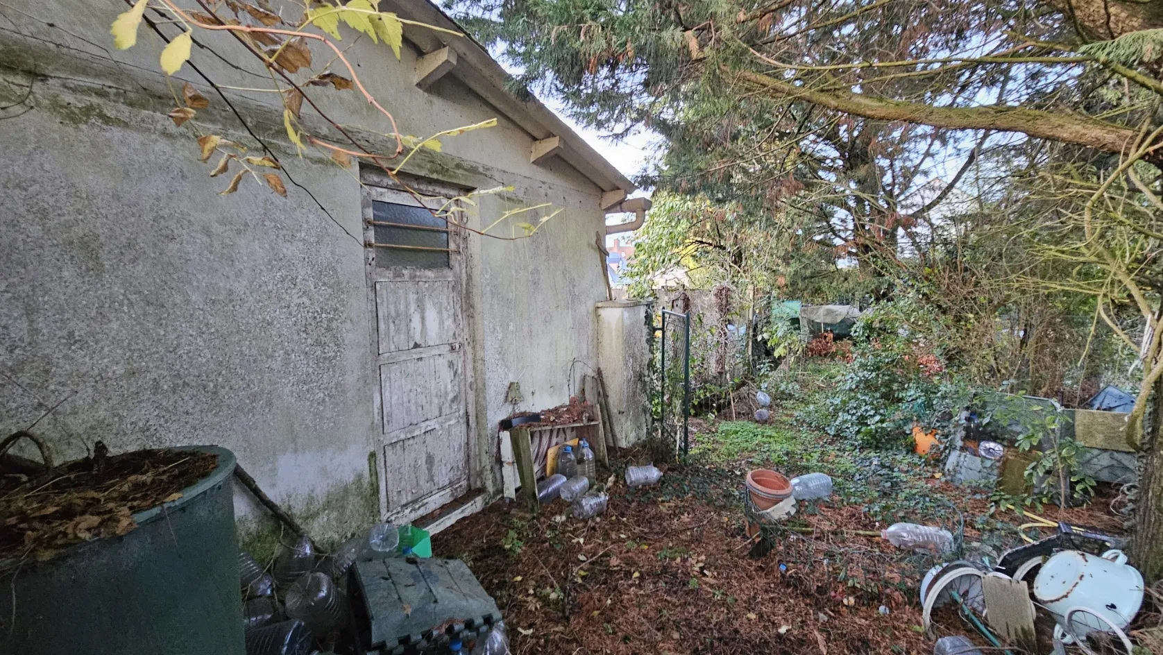 Maison à rénover de 67 m² avec jardin à Saint-Lubin-en-Vergonnois 