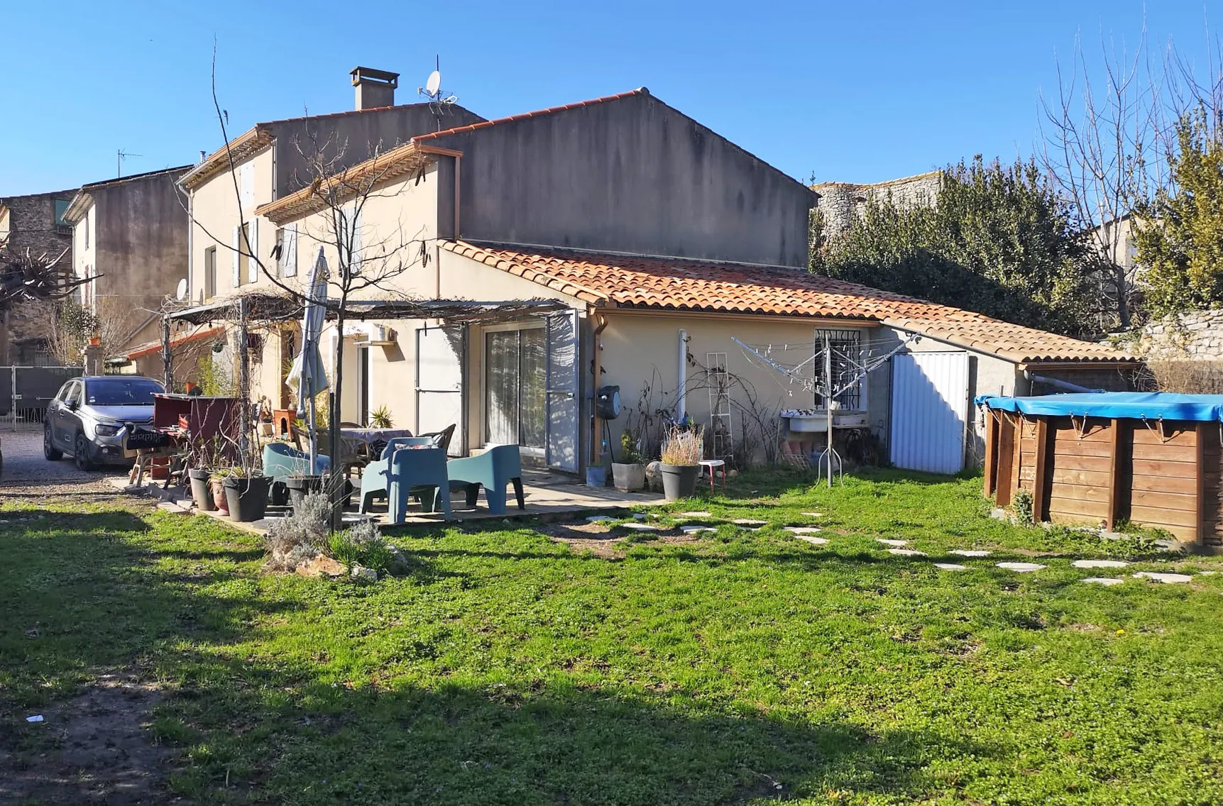 Belle maison familiale avec piscine et jardin dans le triangle Nîmes-Uzès-Alès 