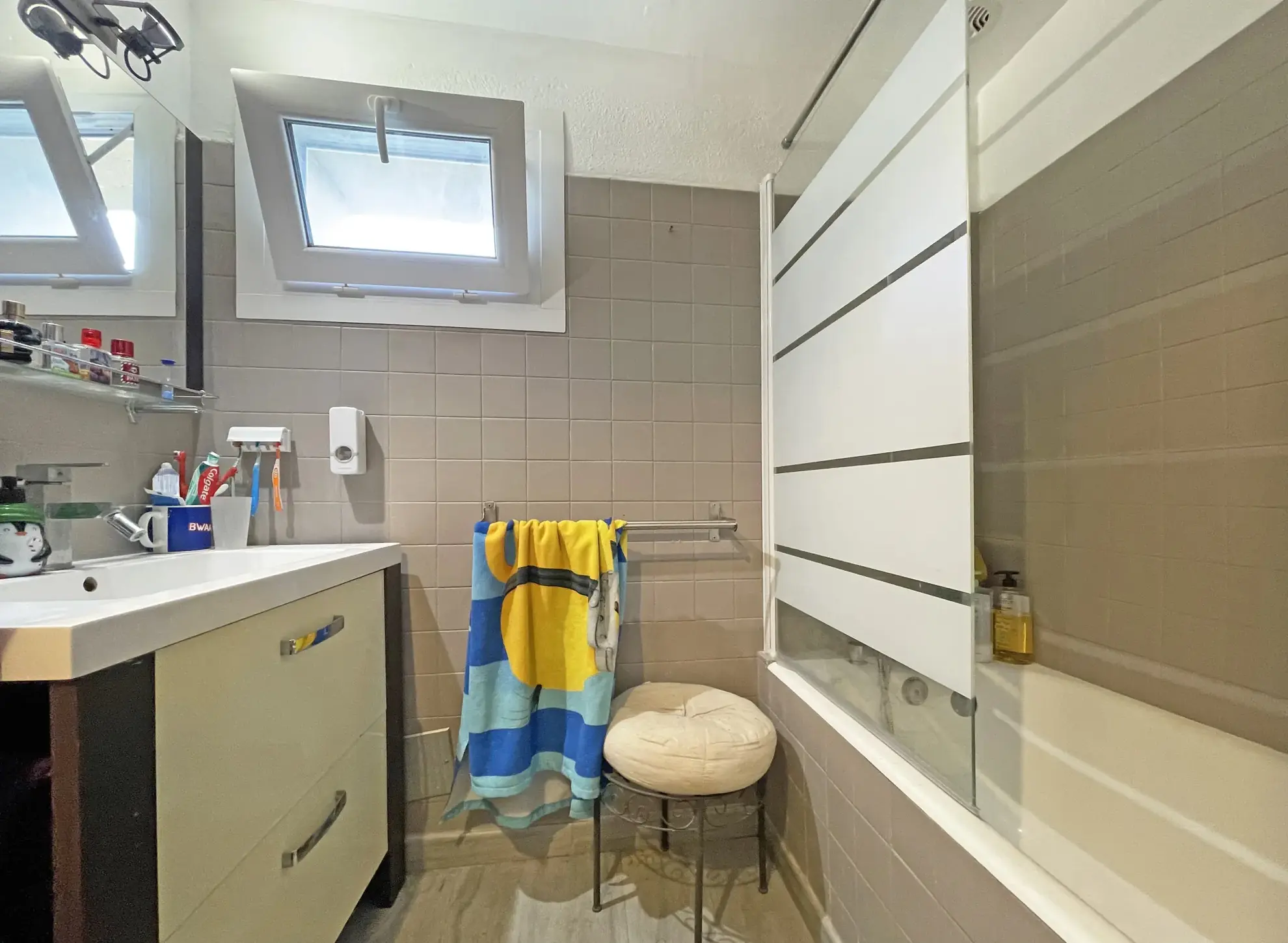 Belle maison familiale avec piscine et jardin dans le triangle Nîmes-Uzès-Alès 