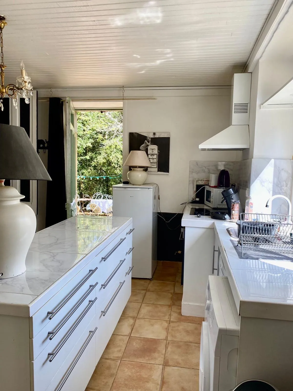 Maison en pierre rénovée avec dépendances et grand terrain à Carsac 