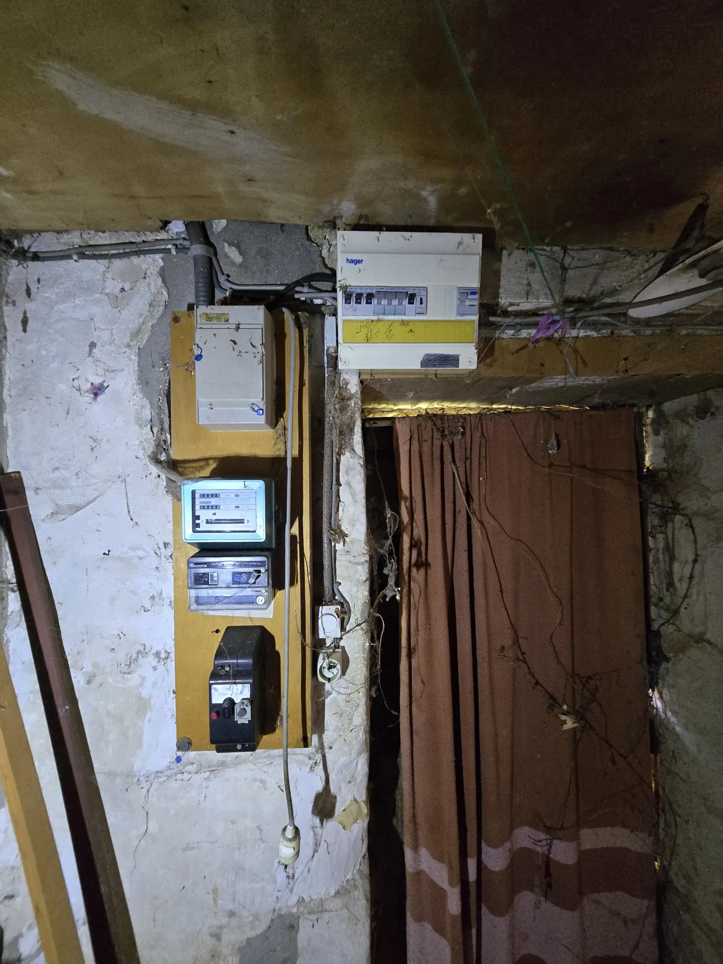 Maison à rénover à Azay le Ferron - 63 m² avec potentiel 