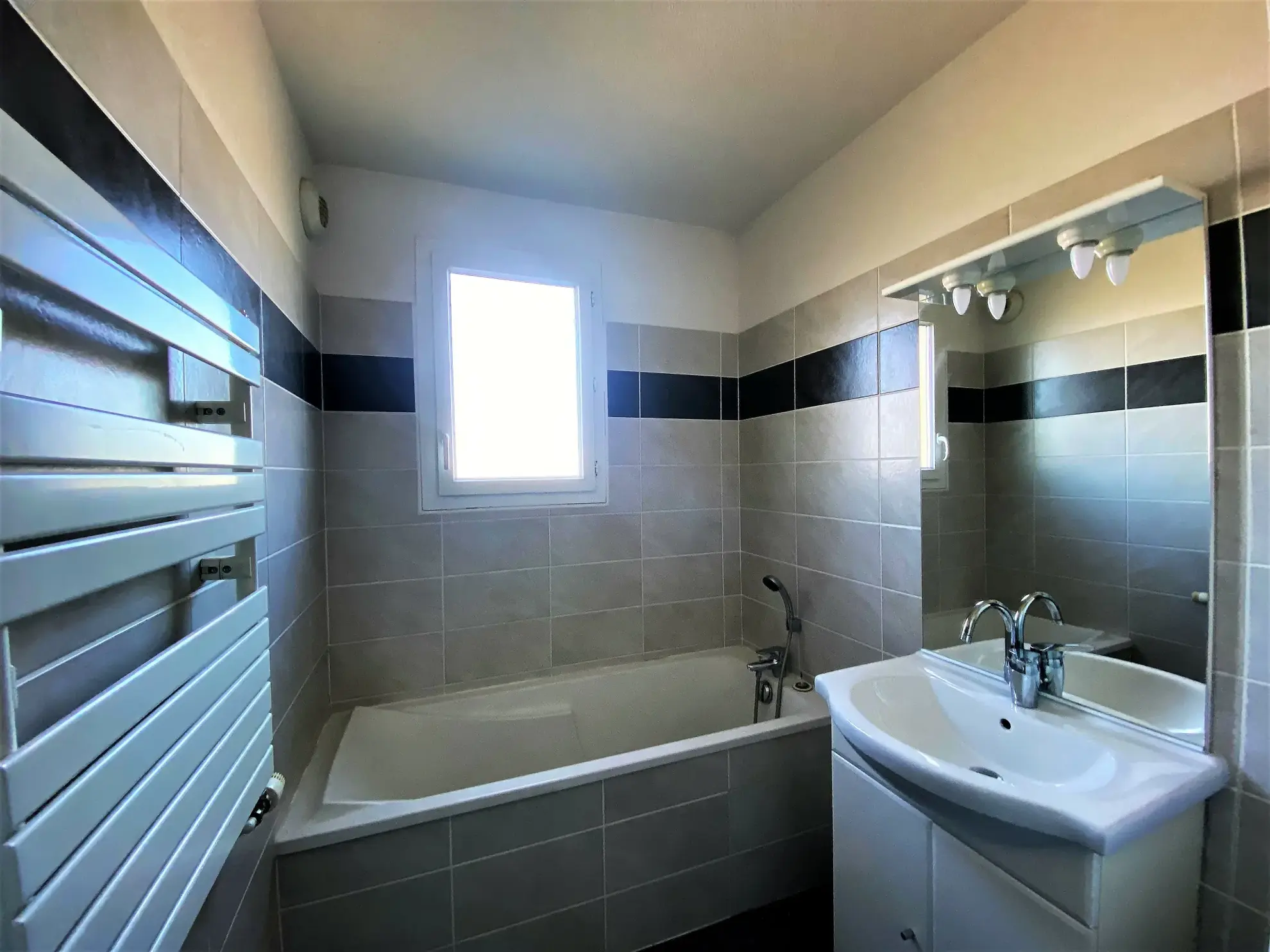 Appartement T2 avec terrasse et garage à Montpellier Sud 