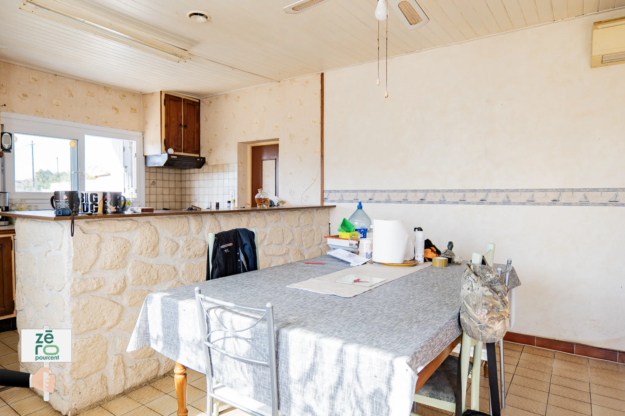 Maison à rénover avec fort potentiel à Triaize, Vendée, proche des plages 