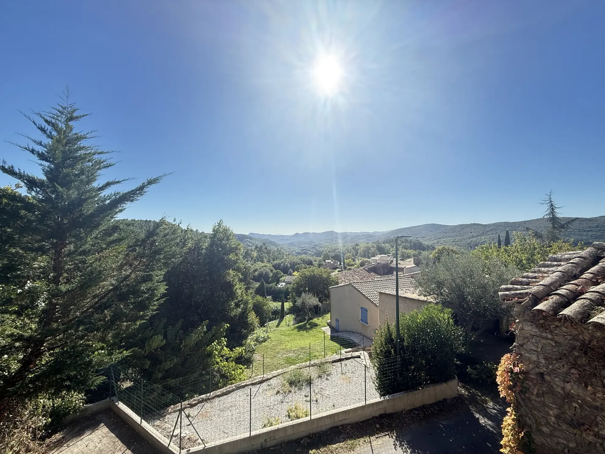 Charmante maison de village avec vue montagne à Saint-Sébastien-d'Aigrefeuille