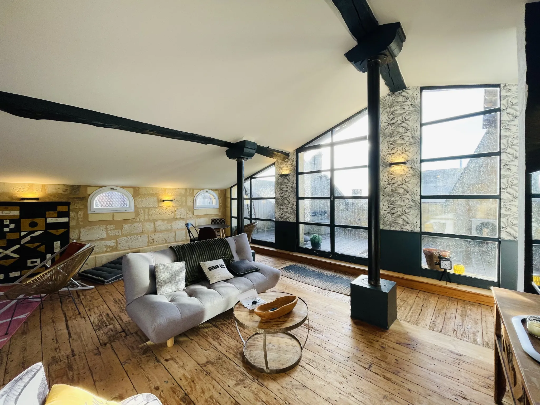 Magnifique loft en bastide avec terrasse et vue sur la Dordogne à Libourne