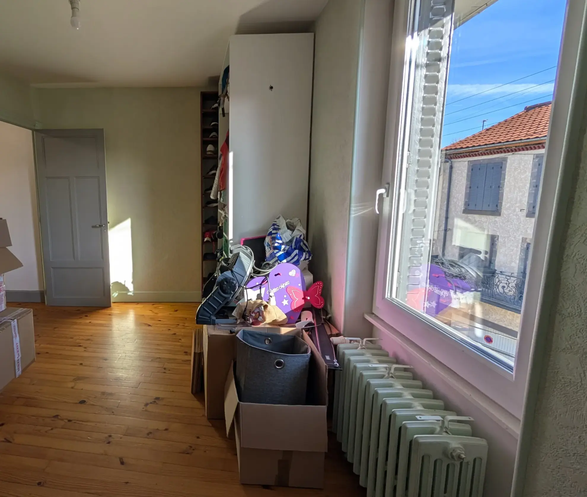 Maison de village avec garage, jardin et plage privée à Les Martres-de-Veyre 