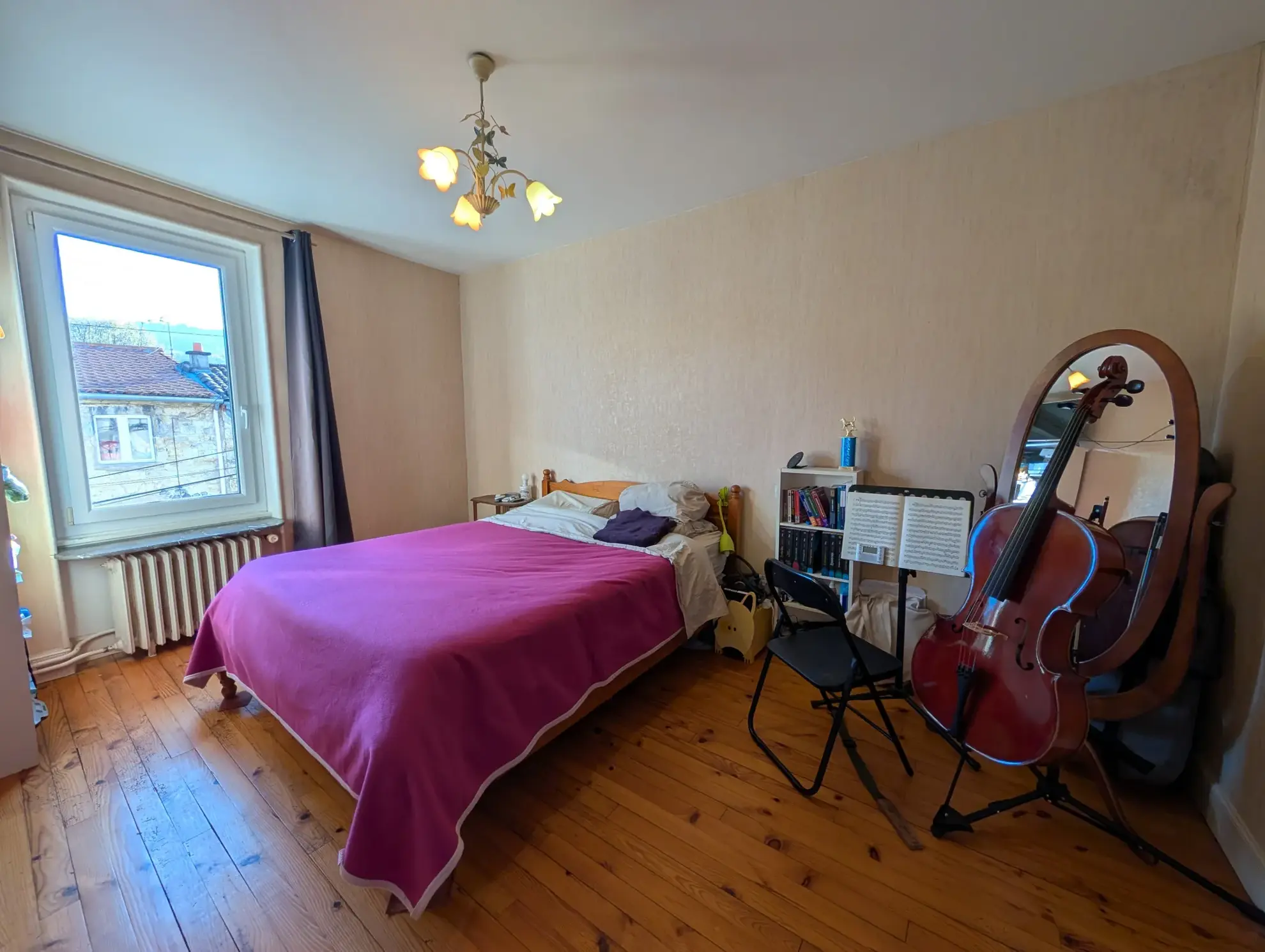 Maison de village avec garage, jardin et plage privée à Les Martres-de-Veyre 