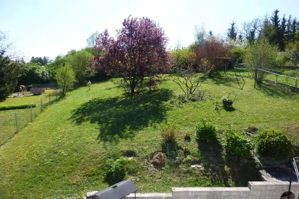 Maison familiale à vendre à Tonnerre avec jardin de 995 m² - 110 m² 