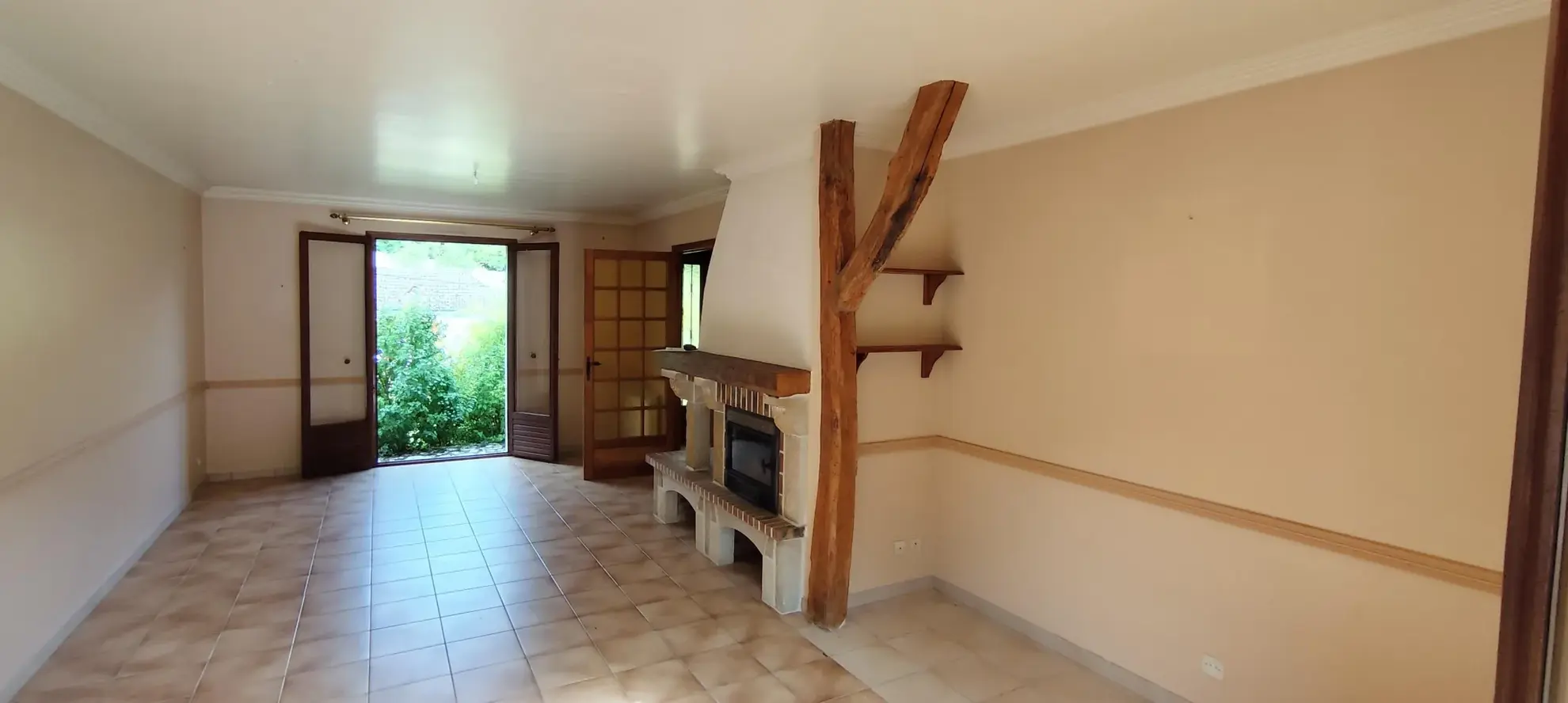 Maison familiale à vendre à Tonnerre avec jardin de 995 m² - 110 m² 