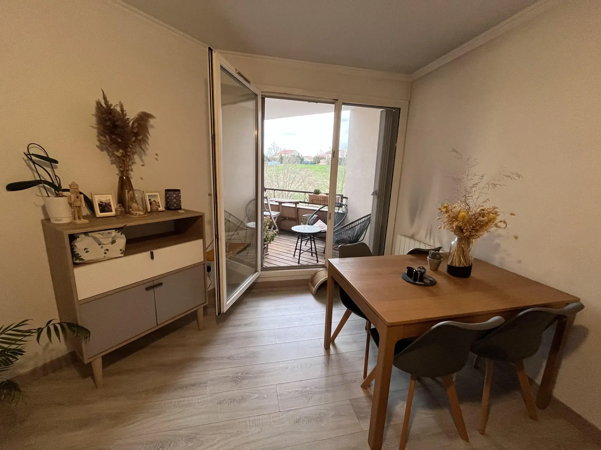 Appartement T3 à Saint-Genis-Laval de 65 m² avec balcon et stationnement