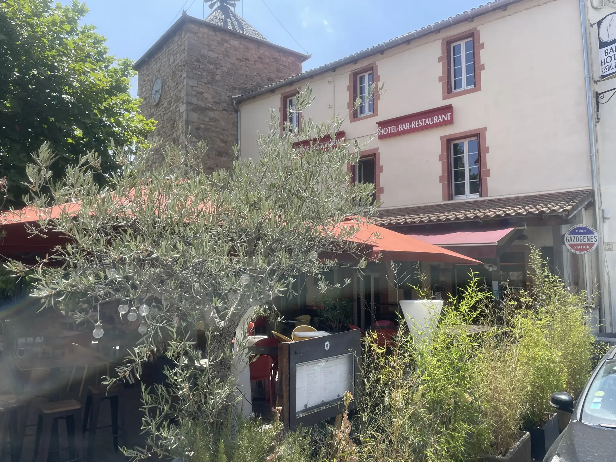 Fonds de commerce bar restaurant avec hébergement à Saint-Rome-de-Tarn