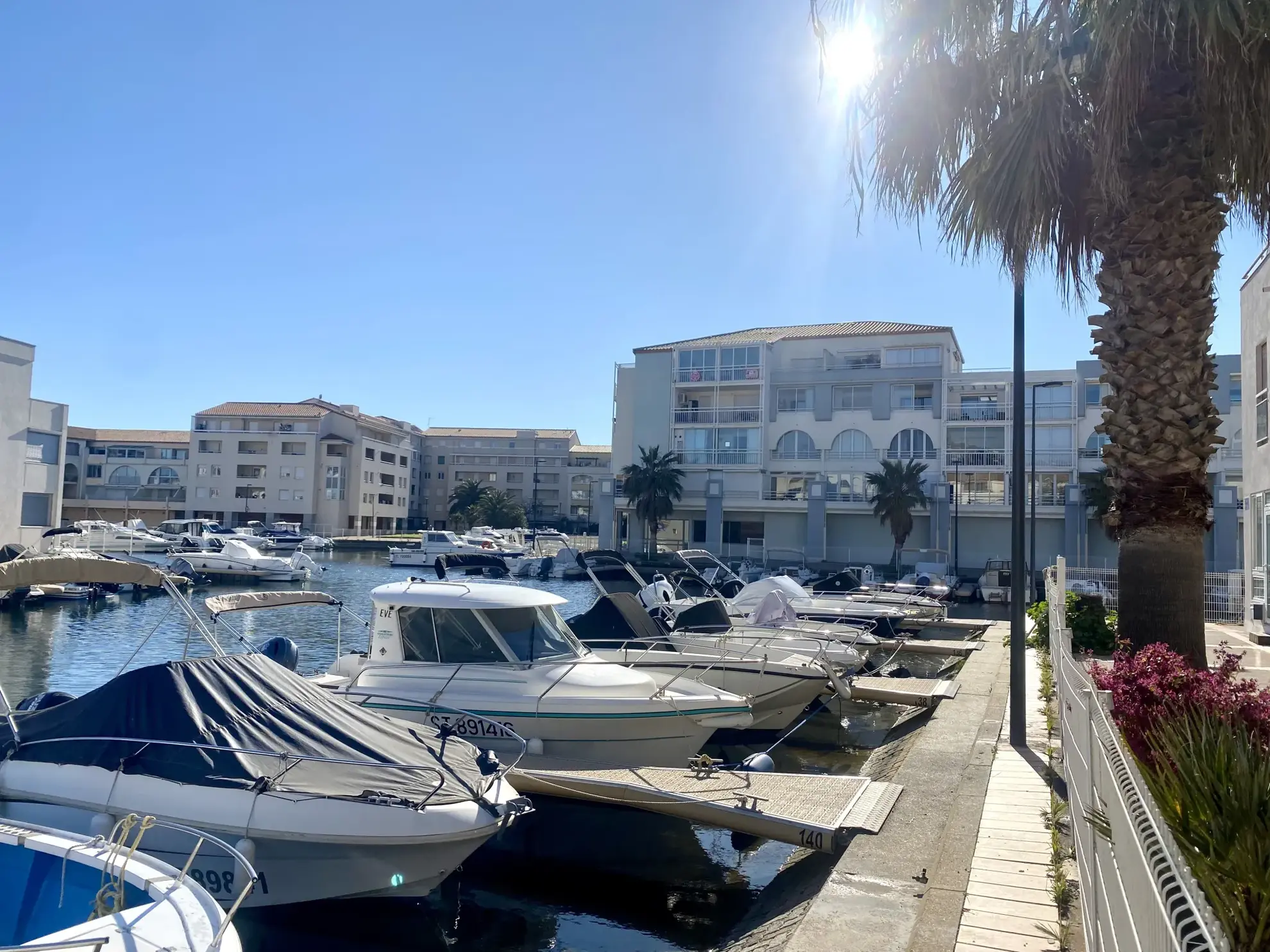 Appartement T3 avec garage et vue marina à Sète 