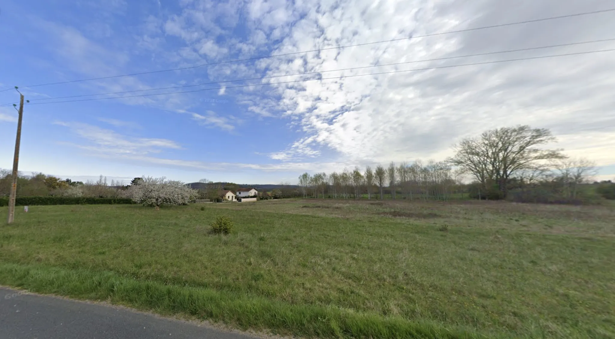 Terrain à bâtir plat de 1670 m² à Montayral avec permis accordé