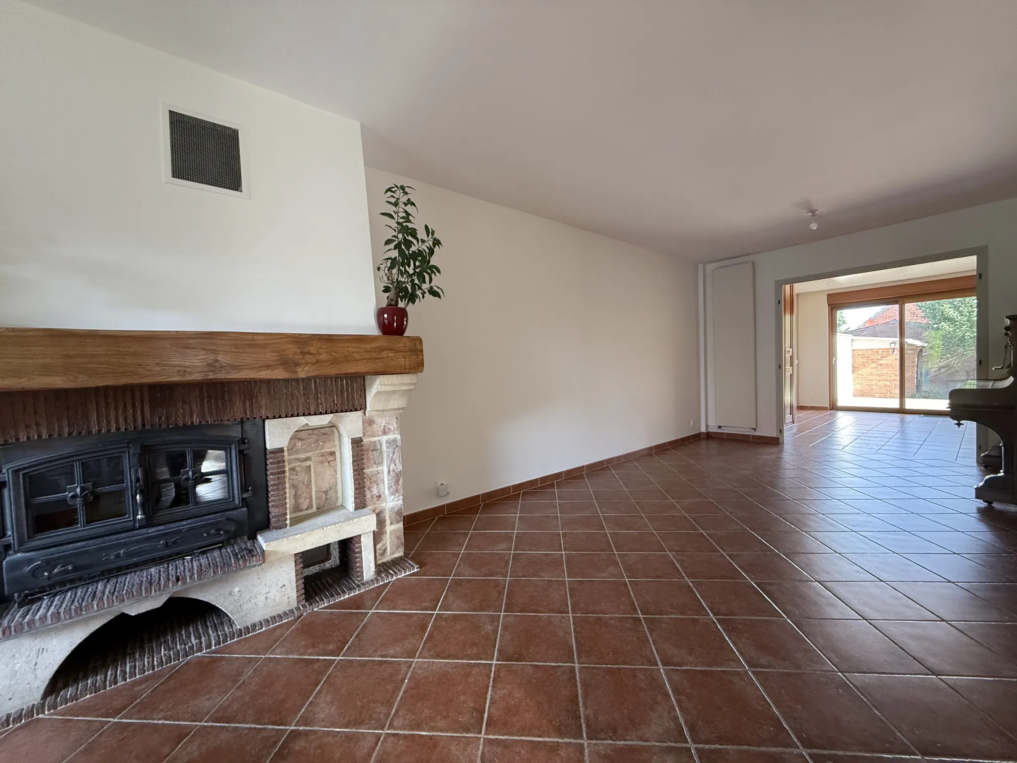 Belle maison familiale de 125 m² avec garage et jardin à Harnes