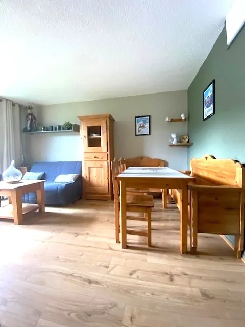 Appartement 2 pièces avec alcôve au Corbier, vue pistes, balcon ensoleillé