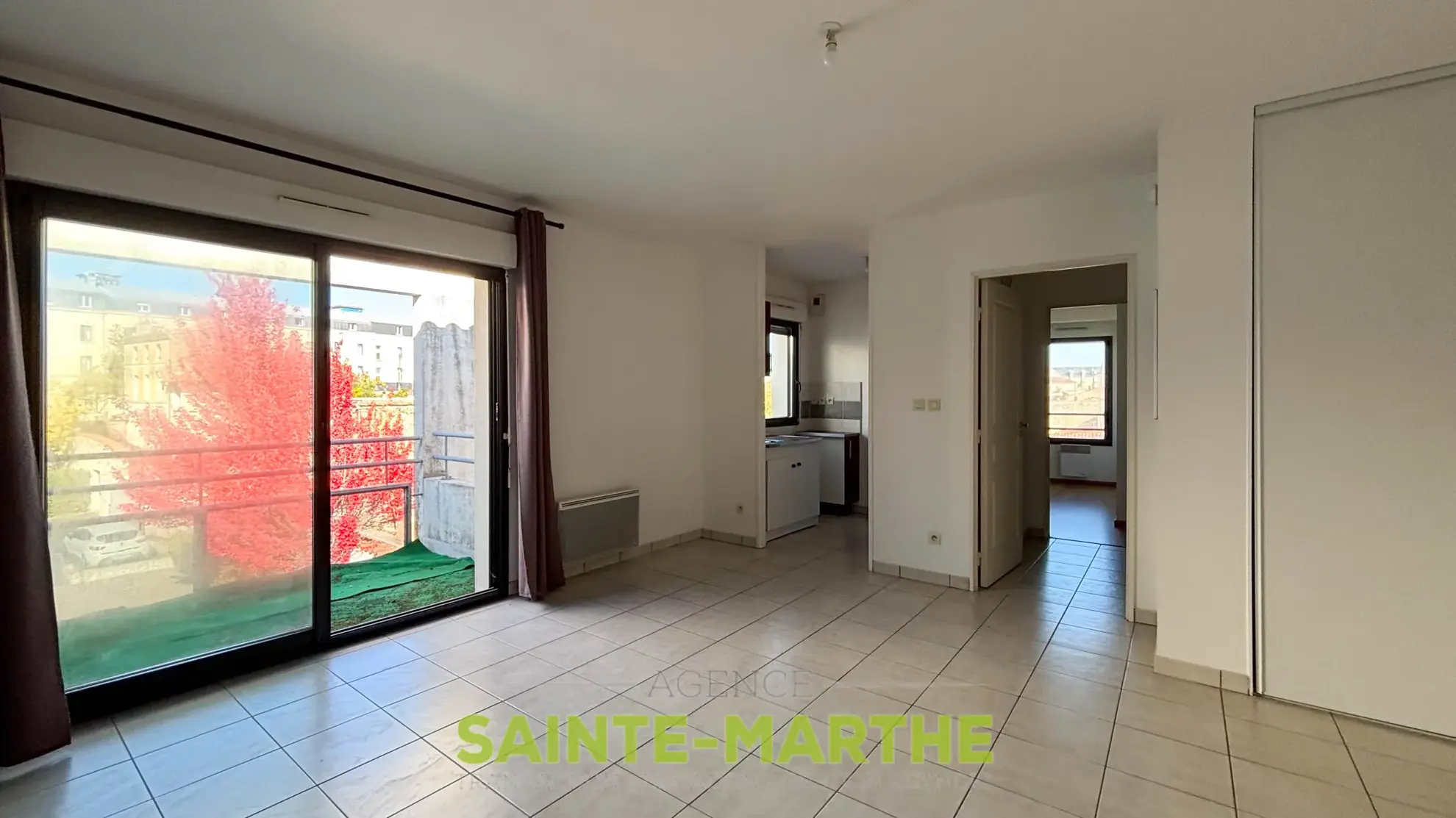 Appartement T2 avec Balcon et Parking à Niort Nord