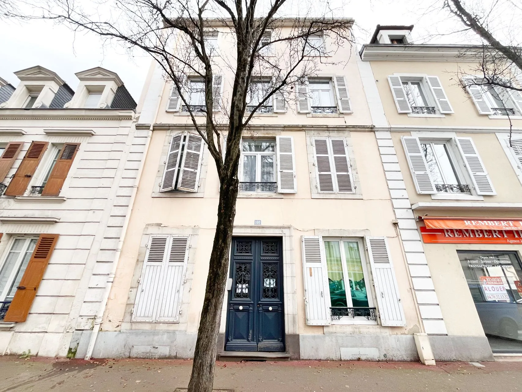 Bel appartement T3 lumineux de 65,45 m² à Vichy en hyper-centre
