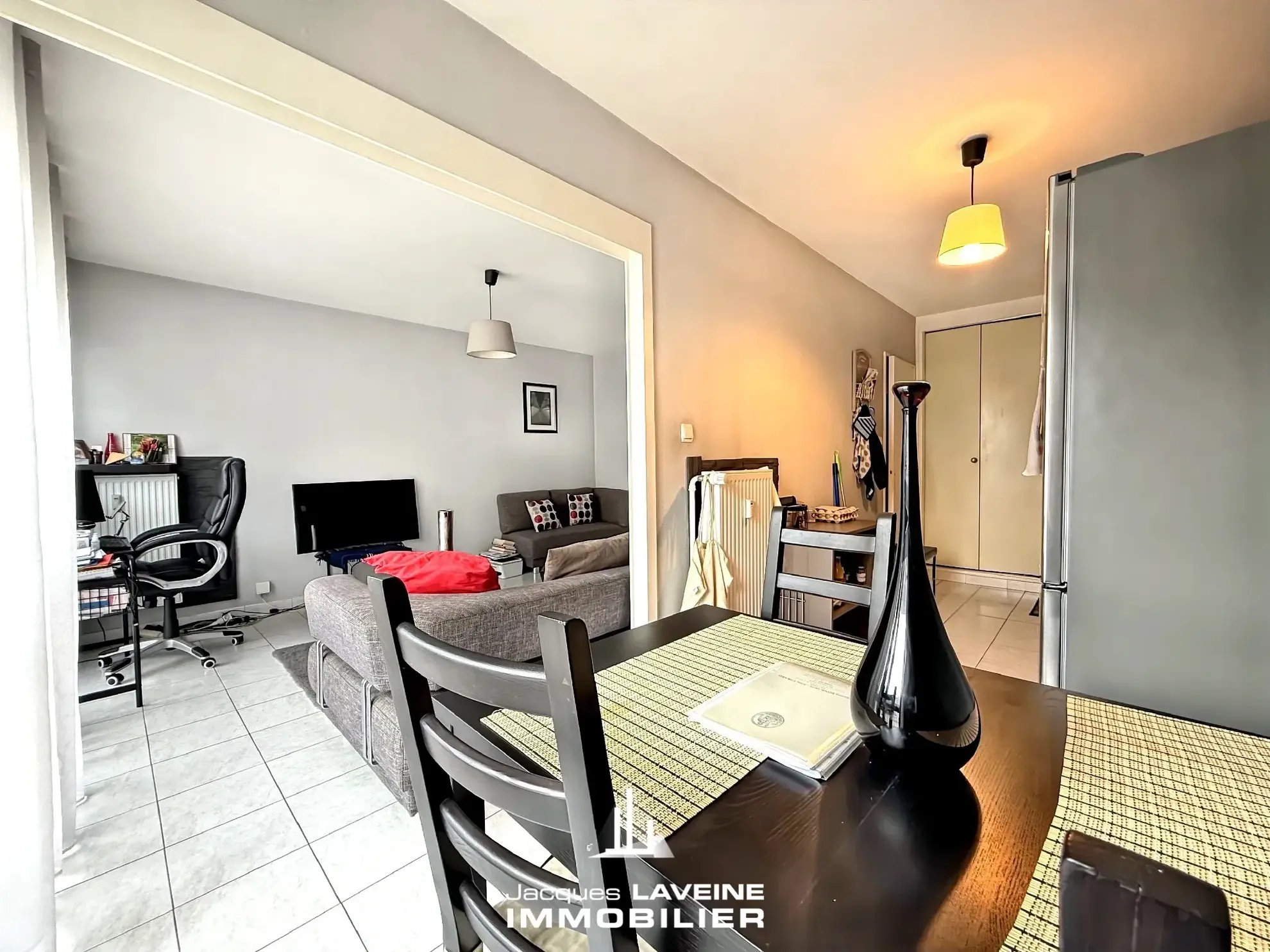 Bel appartement 2 pièces à Metz, dernier étage avec loggia et proximité gare 