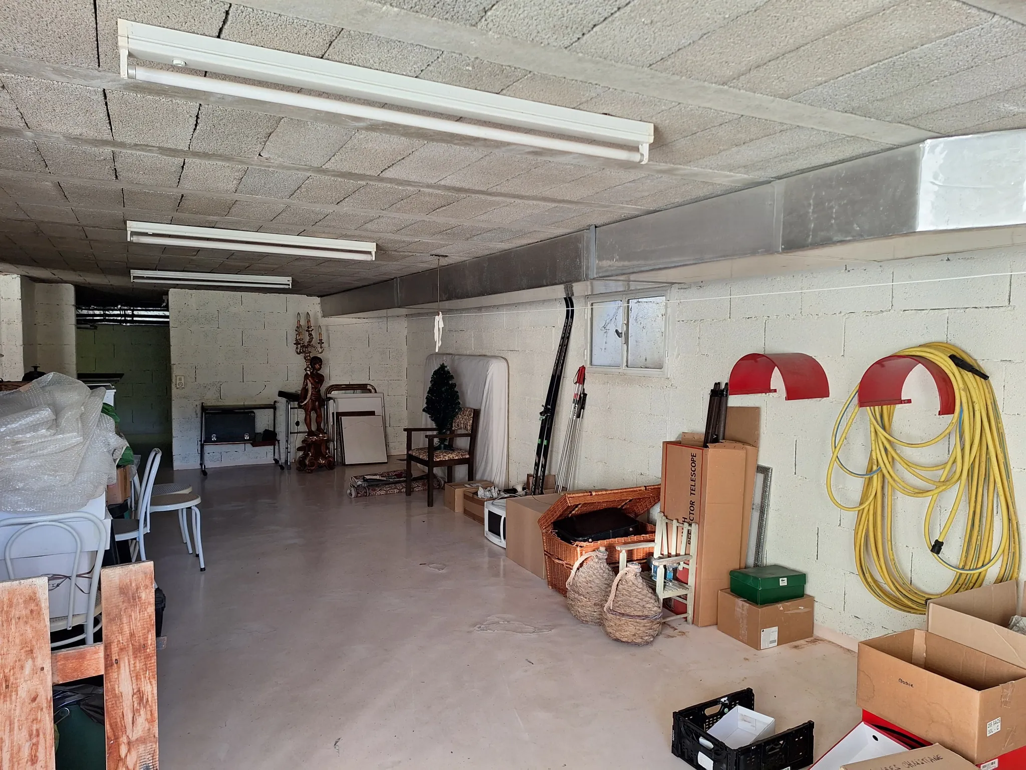 Villa avec vue montagne, sous-sol complet et jardin à Pont de l'Arn 