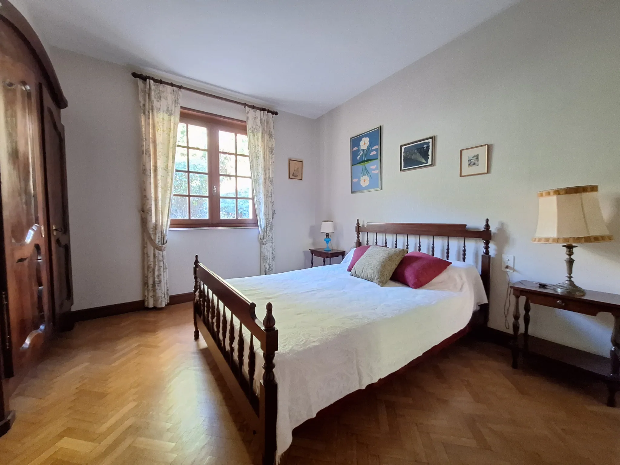 Villa avec vue montagne, sous-sol complet et jardin à Pont de l'Arn 