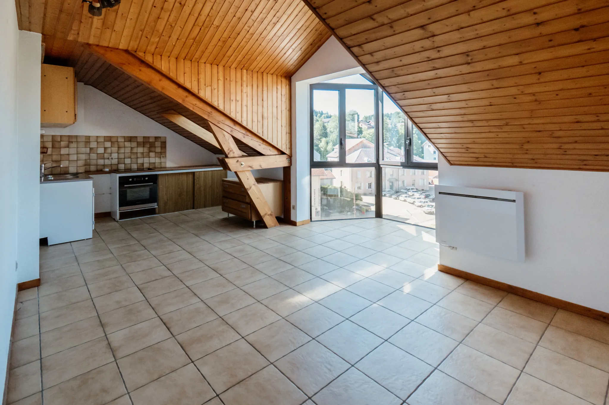 Appartement Duplex T3 de 58 m² aux Hôpitaux-Neufs avec Cave