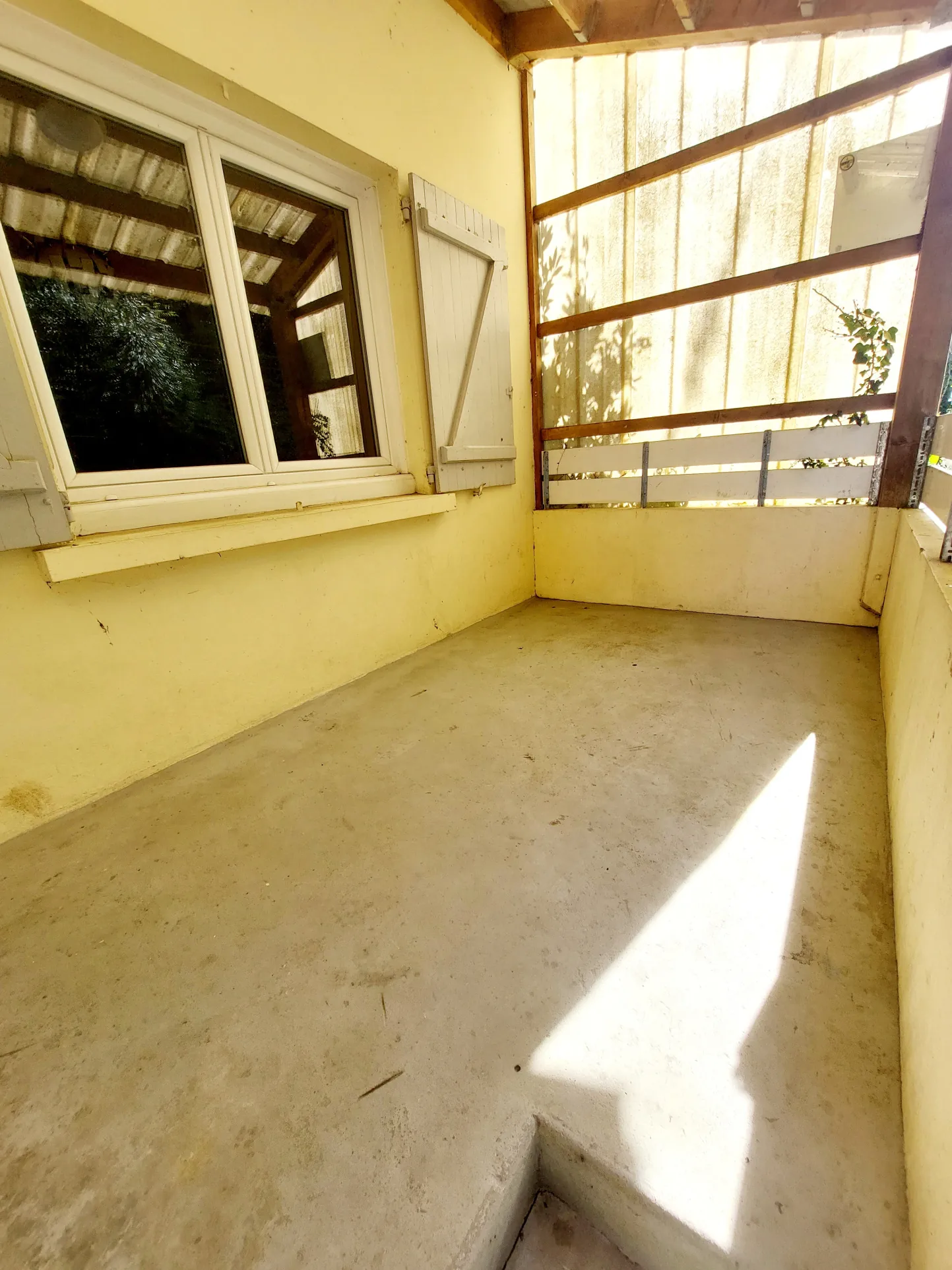 Maison 3 pièces de 61 m² à La Réole - Secteur calme et proche commodités 