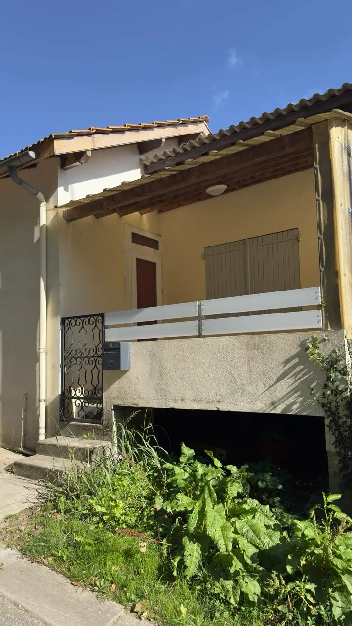 Maison 3 pièces de 61 m² à La Réole - Secteur calme et proche commodités 