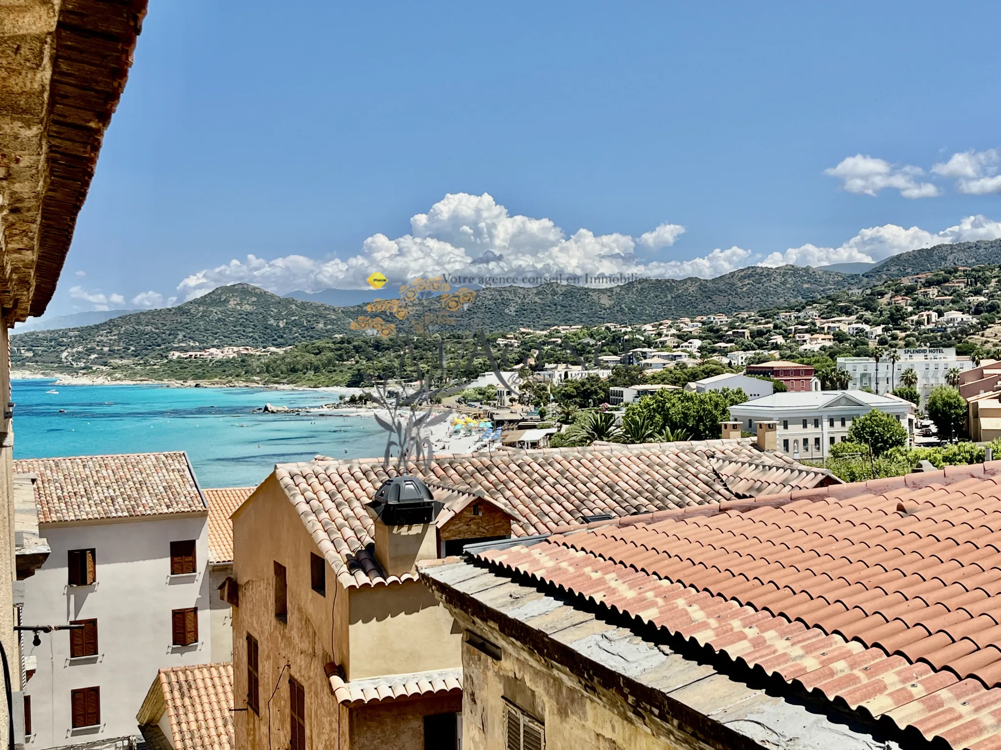 Appartement T2 à vendre au cœur de L'Île Rousse, Vue dégagée 