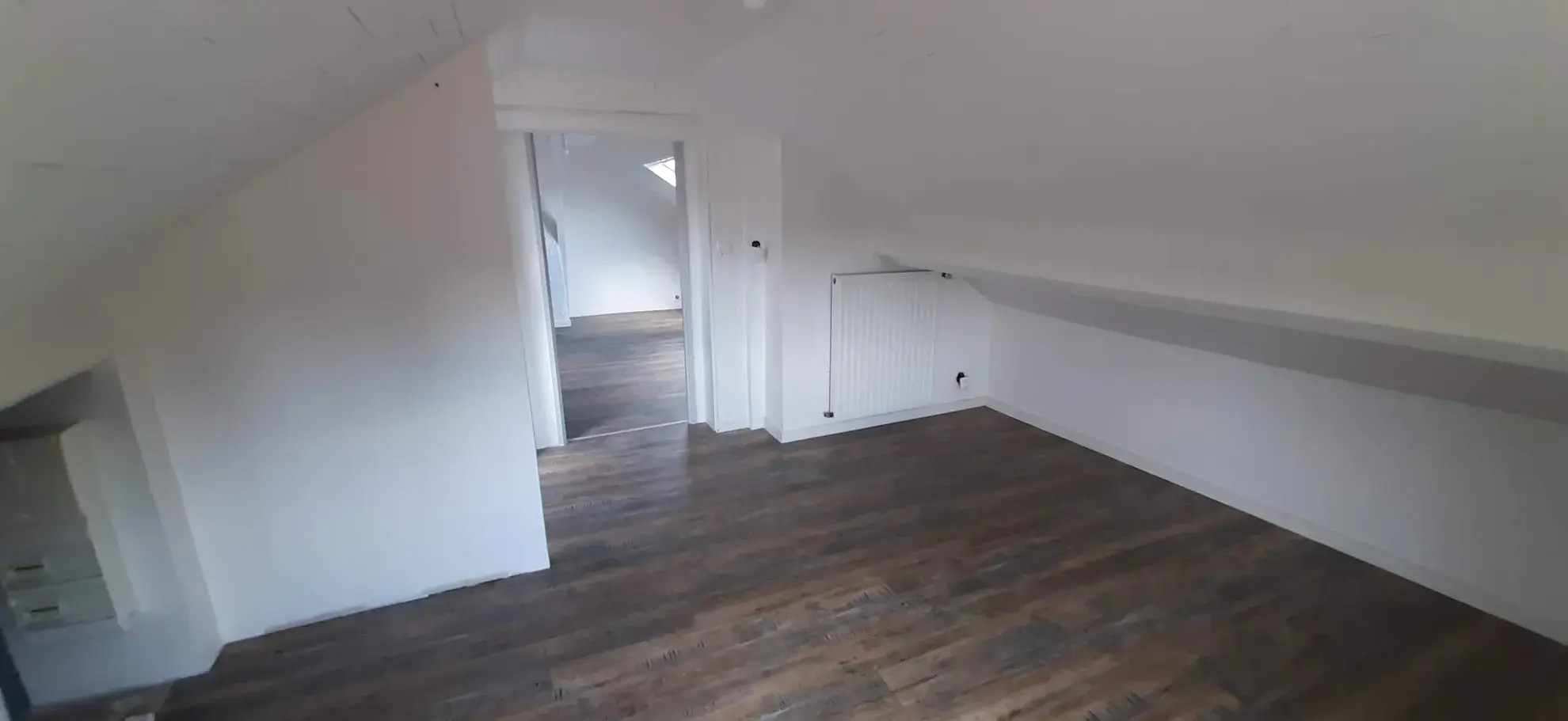 Appartement duplex de 76 m² avec garage aménagé à Avanne-Aveney 