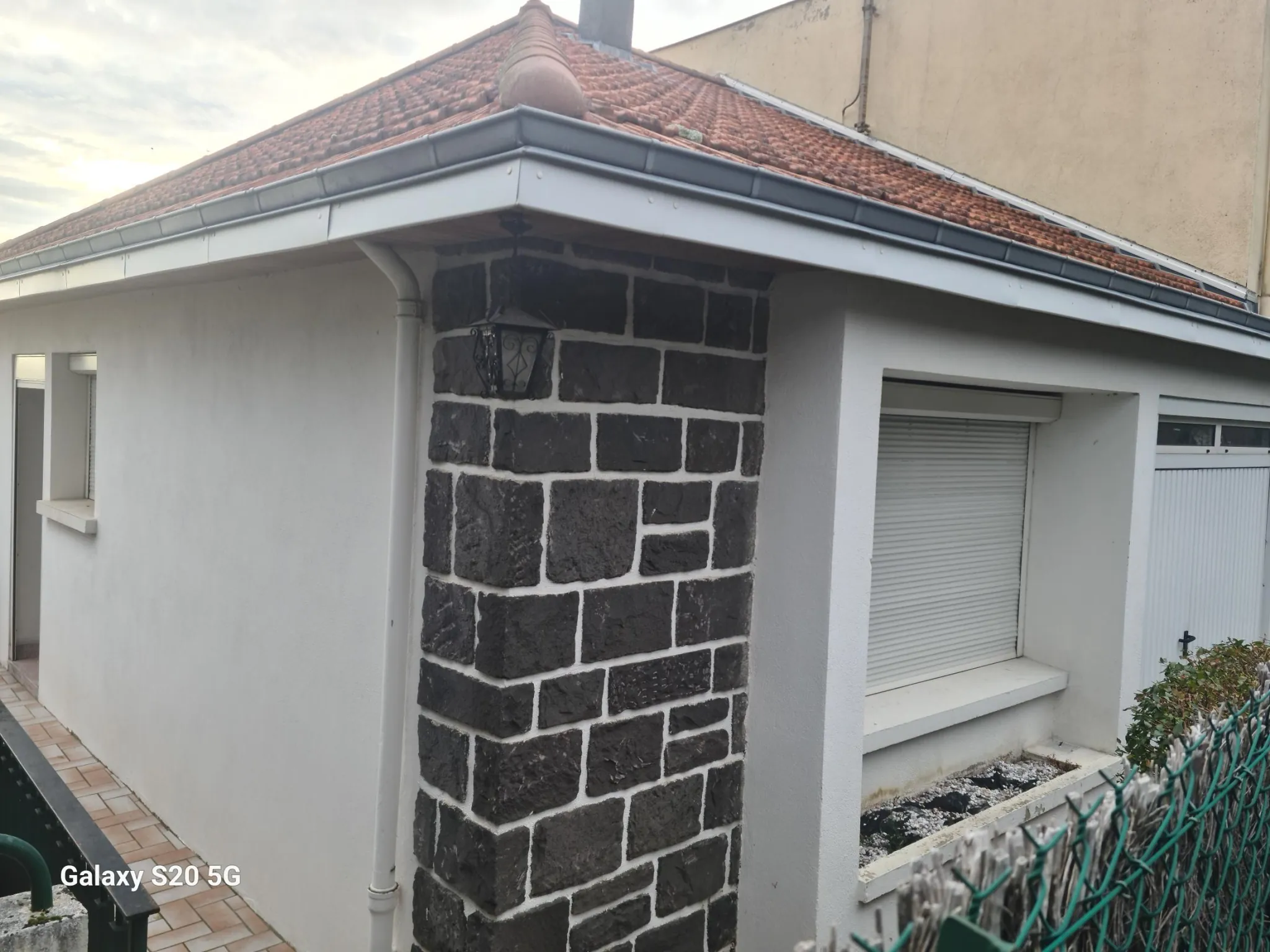 Maison à Royat avec vue exceptionnelle, garage, terrasse et jardin clos 