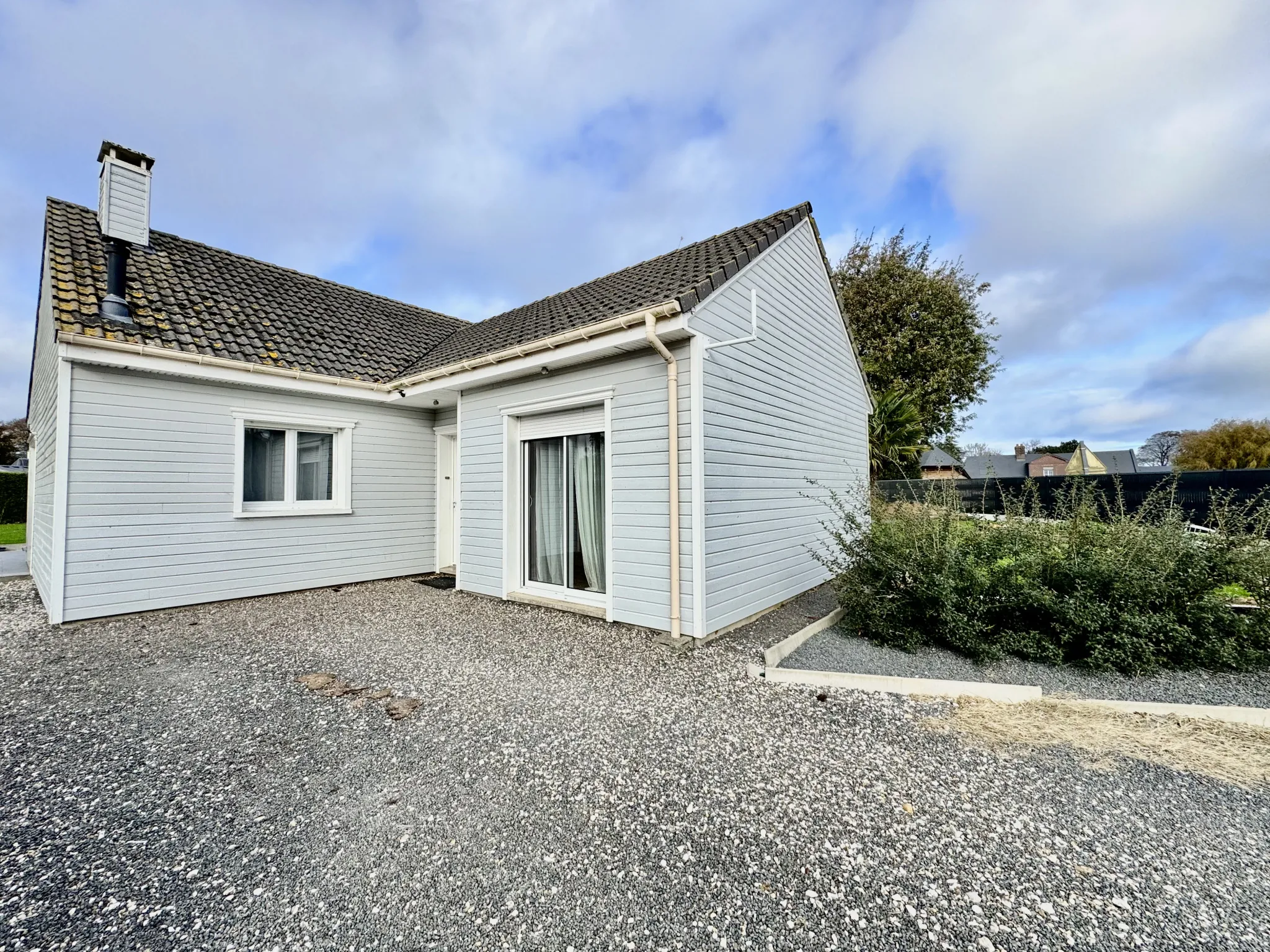 Maison de plain-pied en ossature bois à GUEUTTEVILLE LES GRES – Secteur recherché 