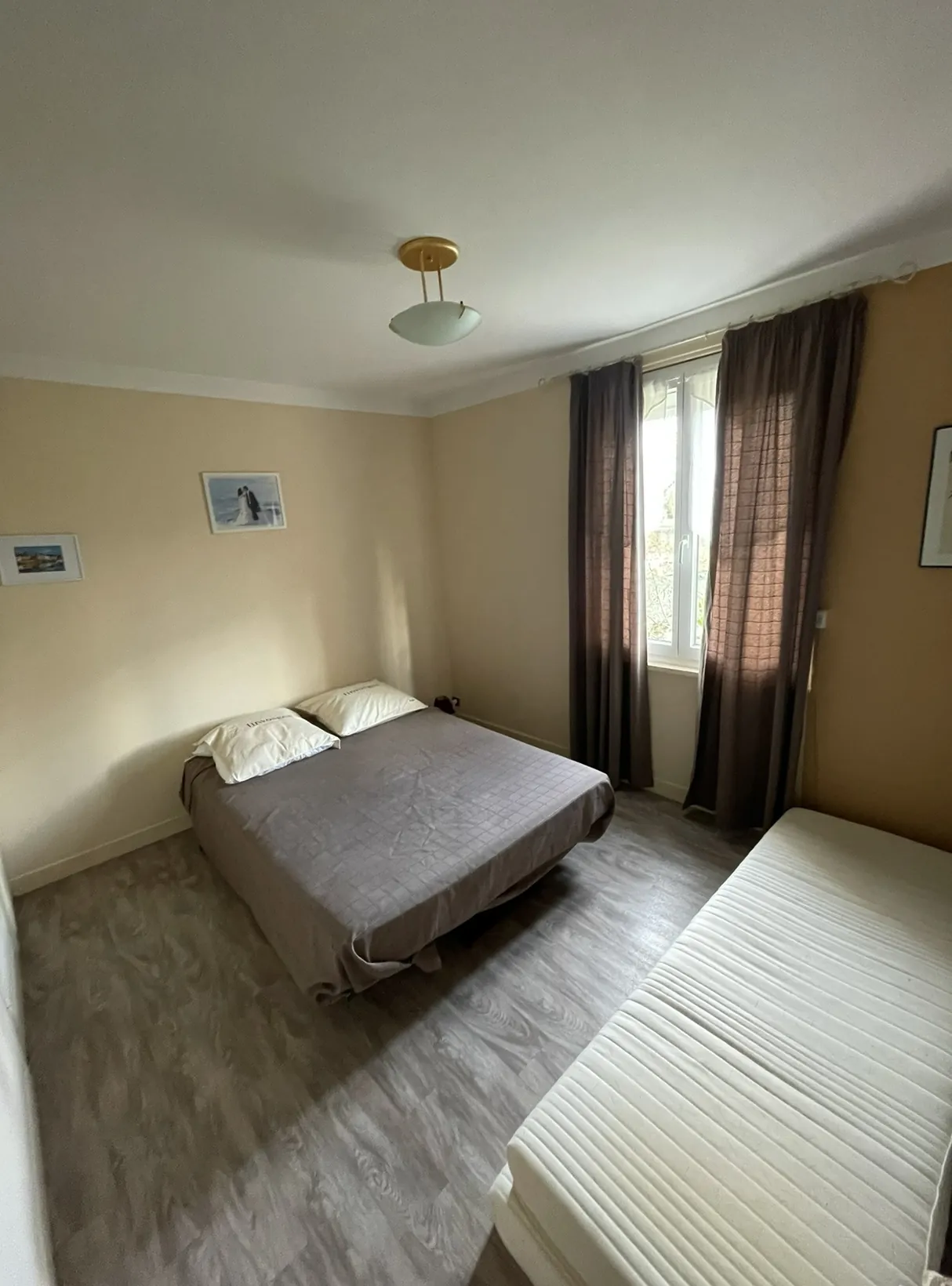 Maison de ville à Cahors avec jardin et garage – Quartier calme et proche du centre 