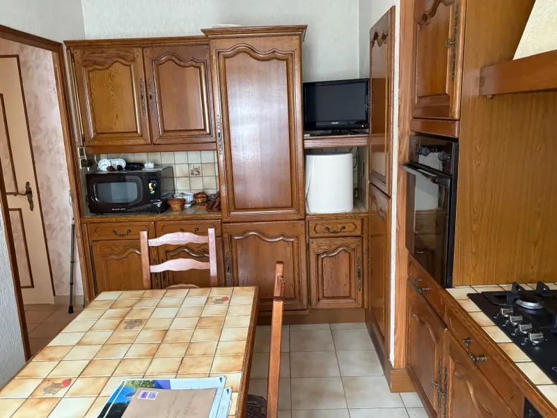 Maison indépendante avec 4 chambres, jardin et garage à Imphy proche de Nevers 