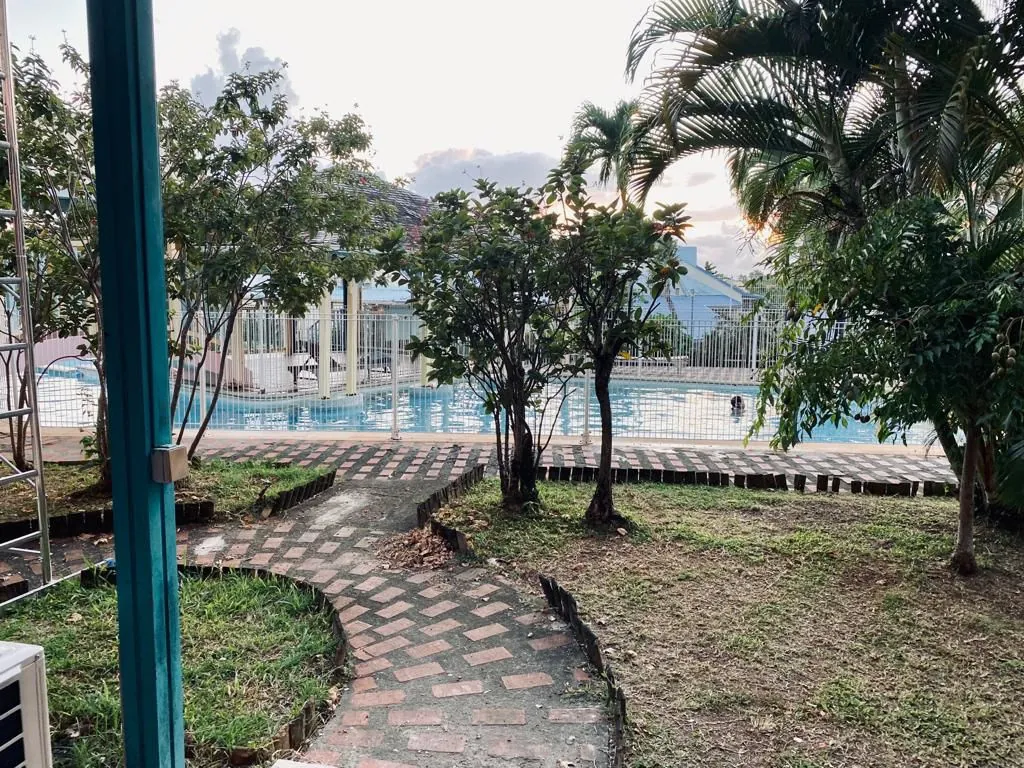 Studio rénové avec terrasse et piscine à Sainte-Anne - Martinique 