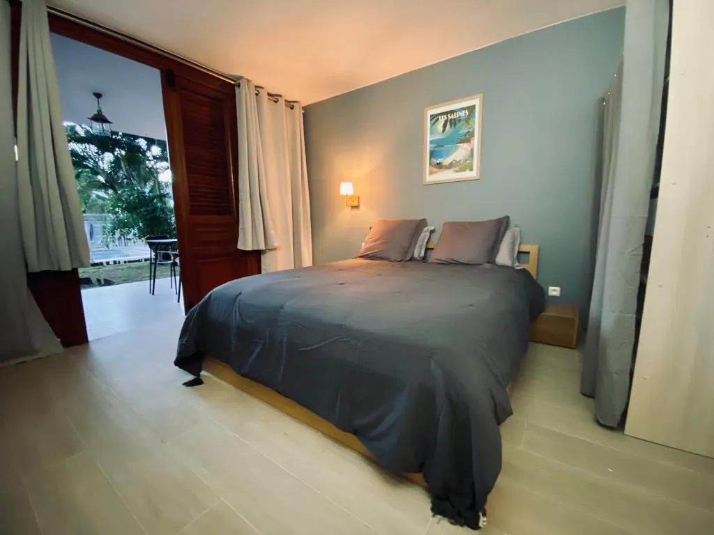 Studio rénové avec terrasse et piscine à Sainte-Anne - Martinique 